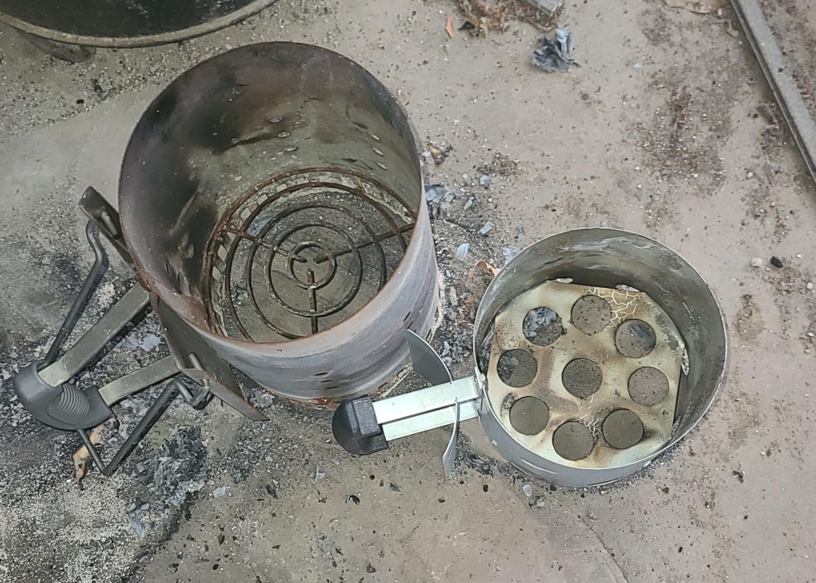 Pit Barrel Cooker Rapid Charcoal Chimney Starter customer photo 1