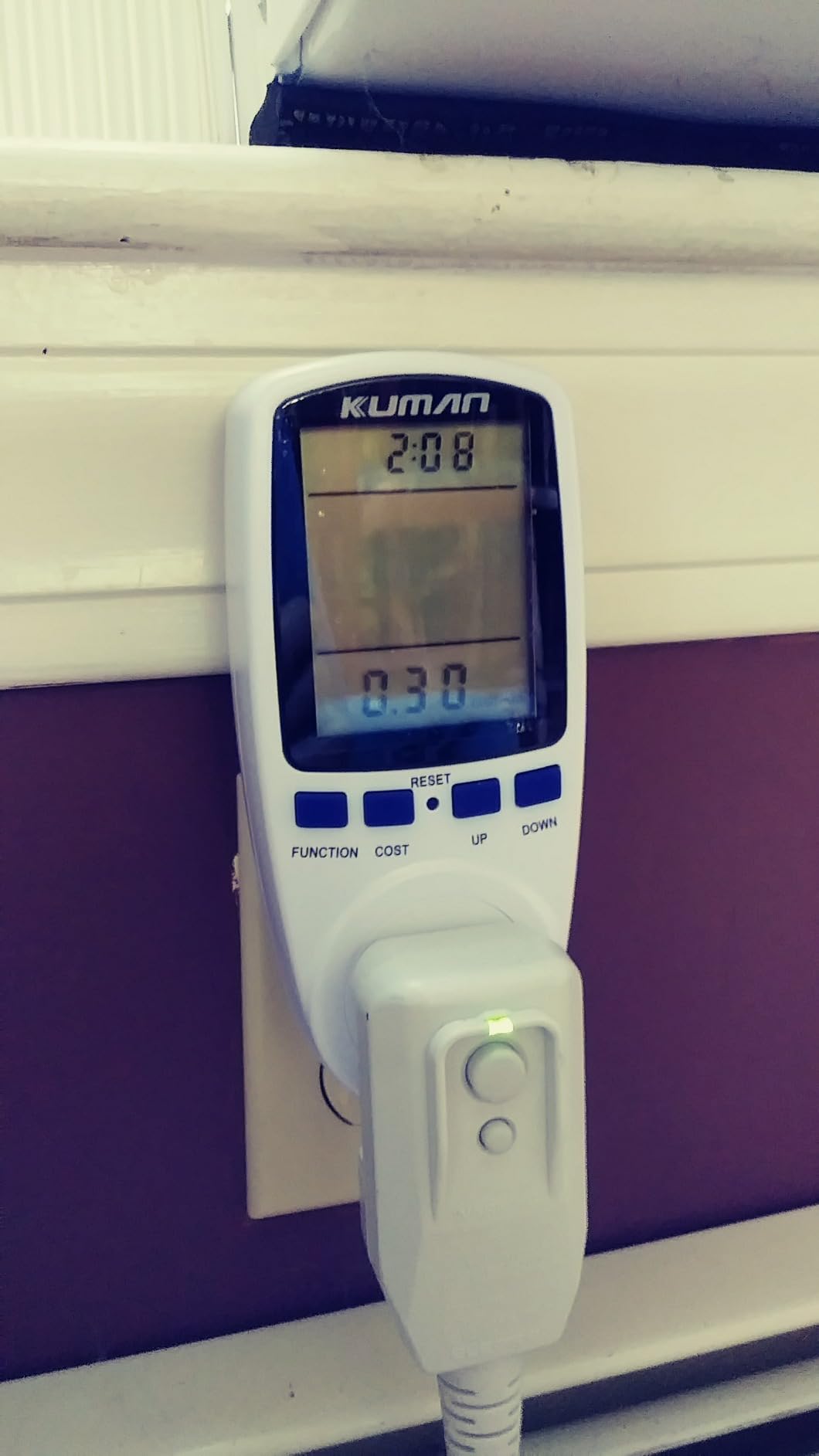 Upgraded Watt Meter, Home Electricity Usage Monitor, Plug-in Socket Power Meter, Power Watt Voltage Amps Meter Tester, Overload Protection customer photo 1