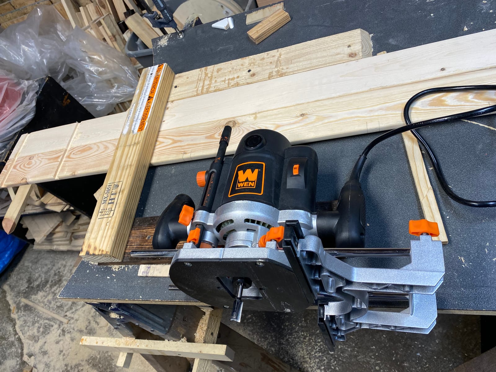 WEN RT6033 15-Amp Variable Speed Plunge Woodworking Router Kit with Carrying Case & Edge Guide customer photo 2
