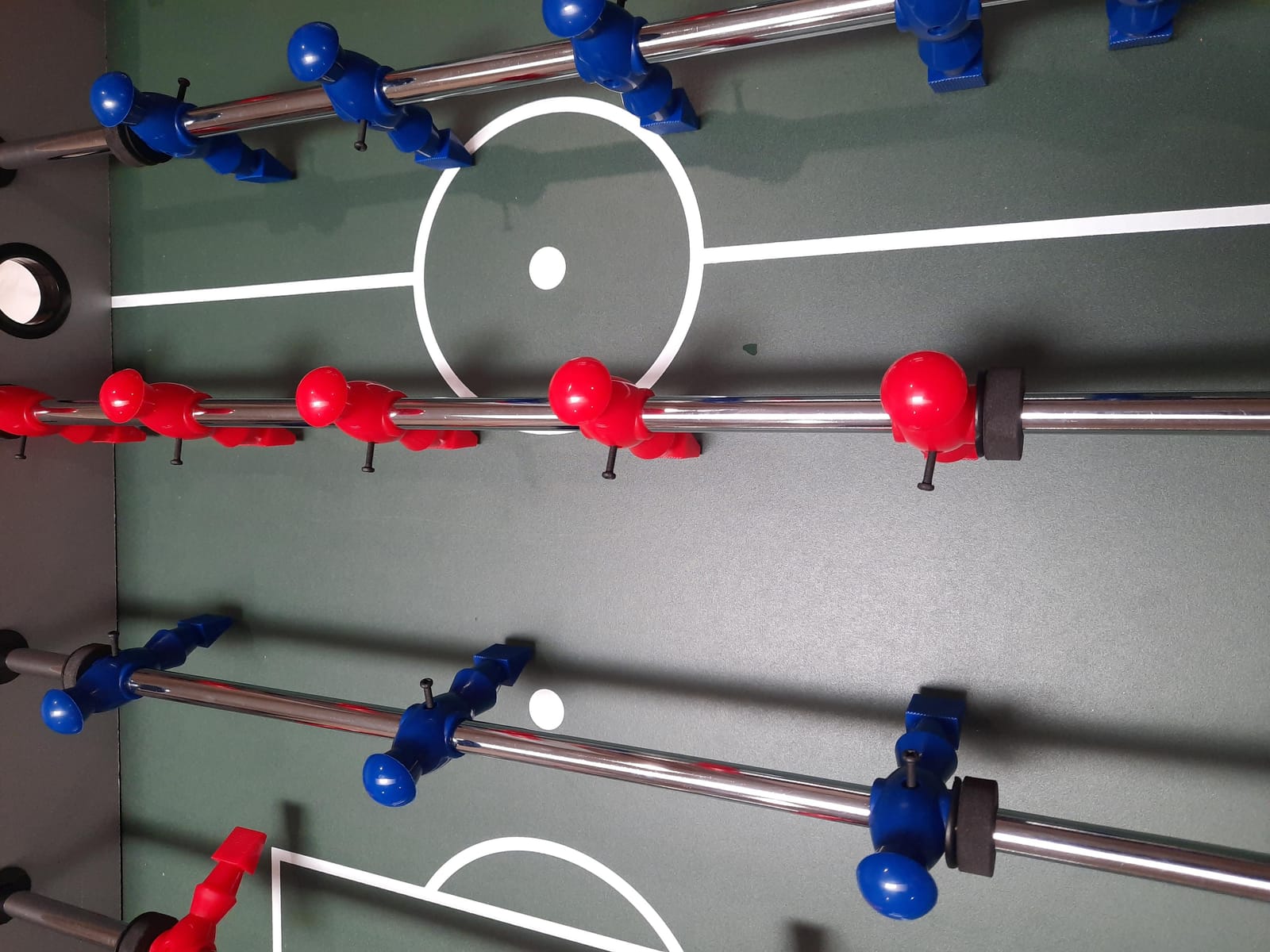 GIANTEX 48'' Foosball Table, Wooden Soccer Table Game w/Footballs, Suit for 4 Players, Competition Size Table Football for Kids, Adults, Football Table for Game Room, Arcades customer photo 2