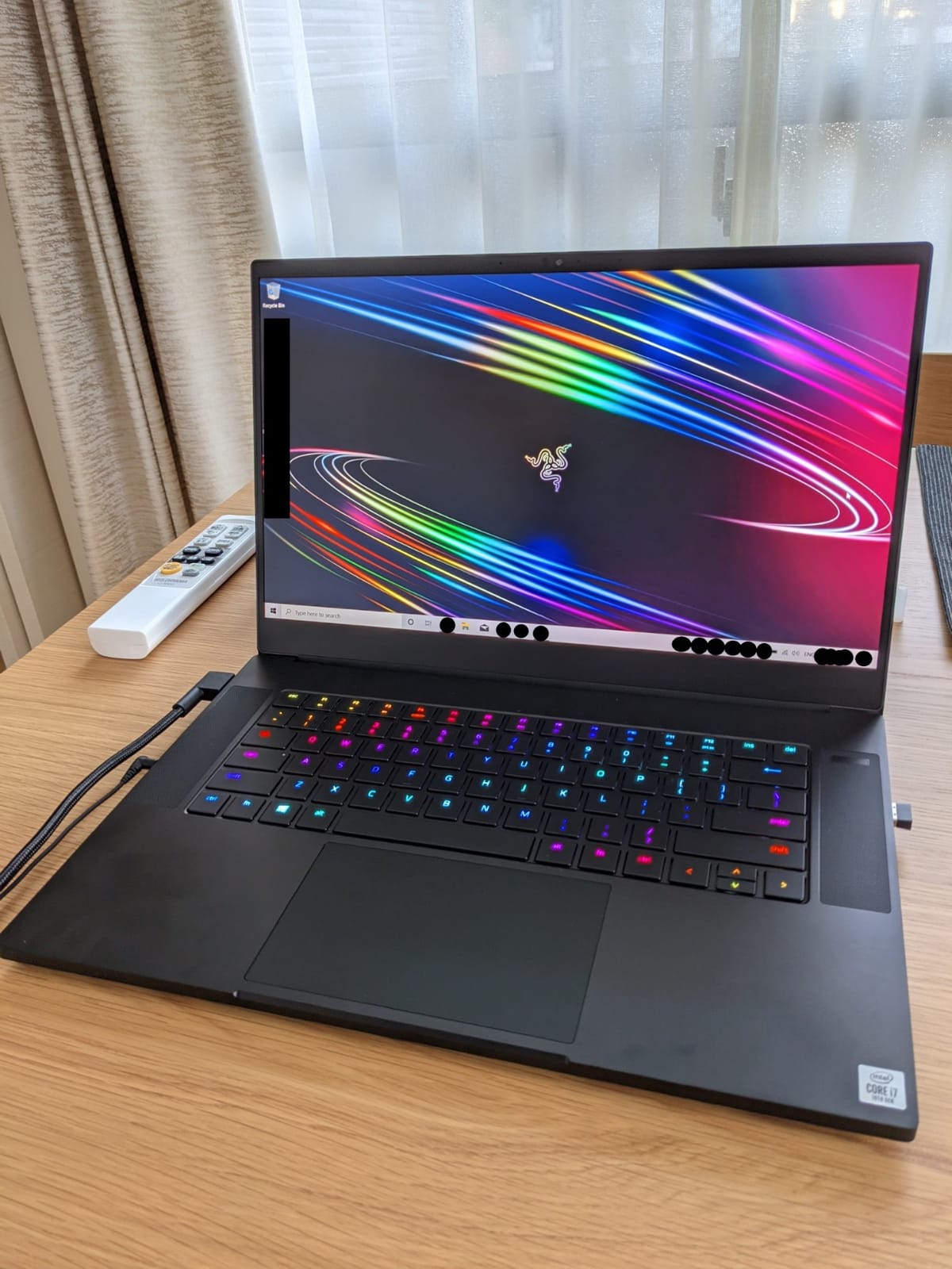 Razer Blade 15 Advanced Gaming Laptop 2020: Intel Core i7-10875H 8-Core, NVIDIA GeForce RTX 2070 Super Max-Q, 15.6” FHD 300Hz, 16GB RAM, 512GB SSD, CNC Aluminum, Chroma RGB Lighting, Thunderbolt 3 customer photo 2