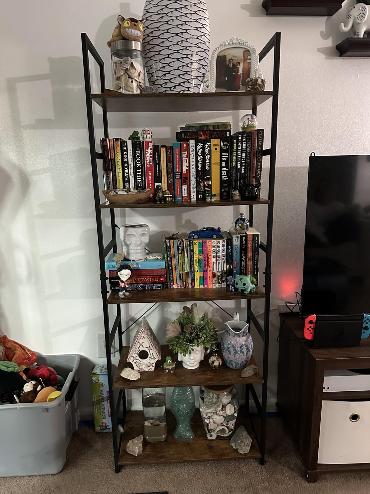 NUMENN 5 Tier Bookshelf, Tall Freestanding Open Storage Bookcase, Vintage customer photo 2