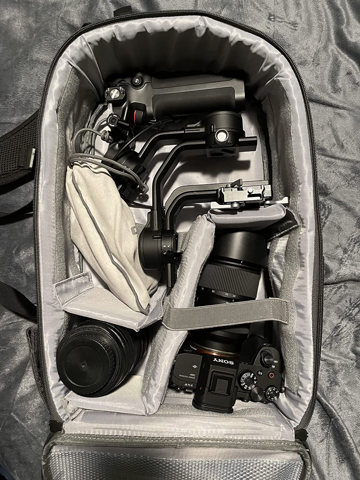 DJI RSC 2 Combo - 3-Axis Gimbal Stabilizer for DSLR and Mirrorless Camera, Nikon, Sony, Panasonic, Canon, Fujifilm, 6.6 lb Payload, Foldable Design, Vertical Shooting, OLED Screen, Black. customer photo 2