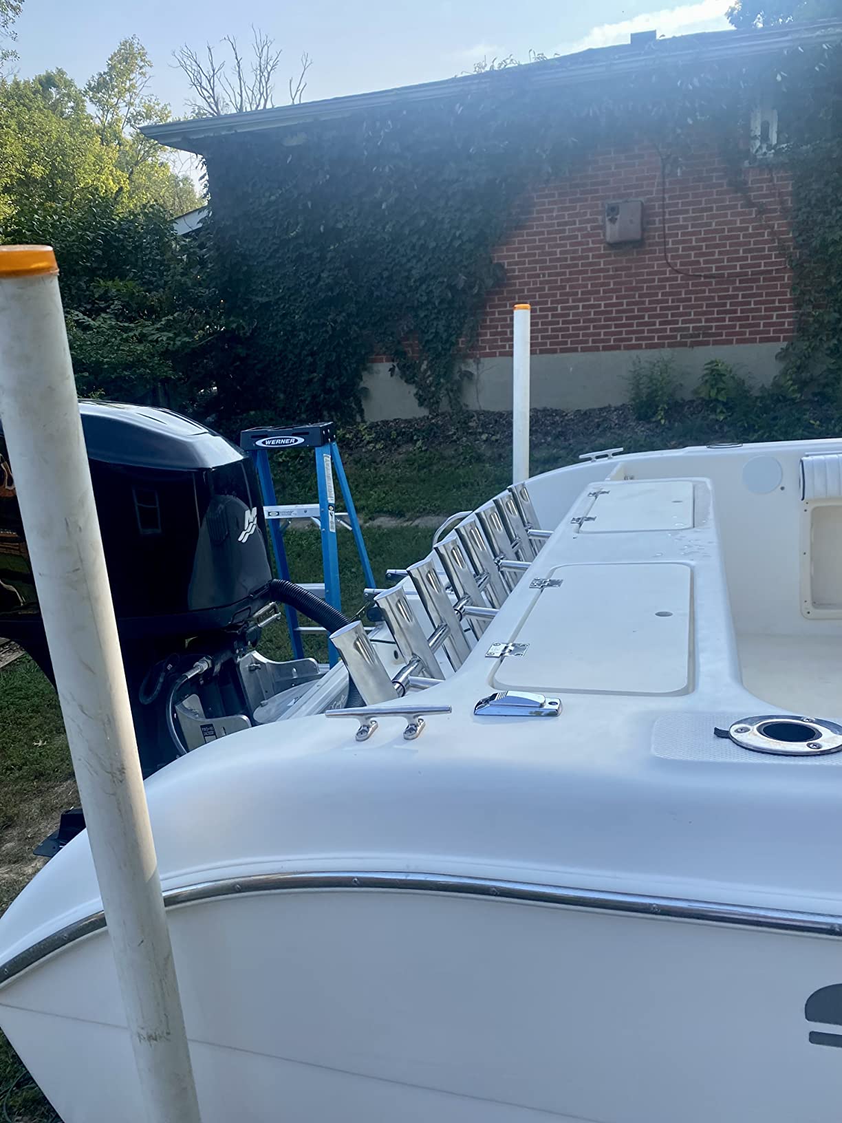 YaeMarine 8 Tube Stainless Rocket Launcher Rod Holders Rotated 360 Deg. customer photo 1