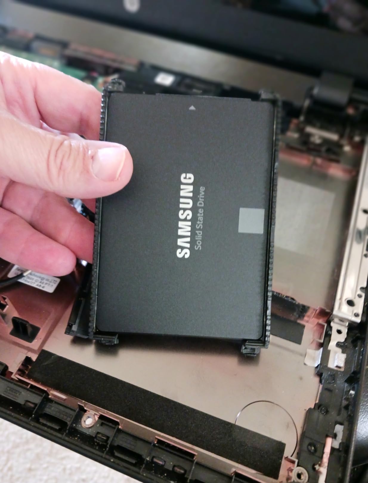 SAMSUNG 870 EVO SATA SSD 500GB 2.5” Internal Solid State Drive, Upgrade PC or Laptop Memory and Storage for IT Pros, Creators, Everyday Users, MZ-77E500B/AM, Black customer photo 1