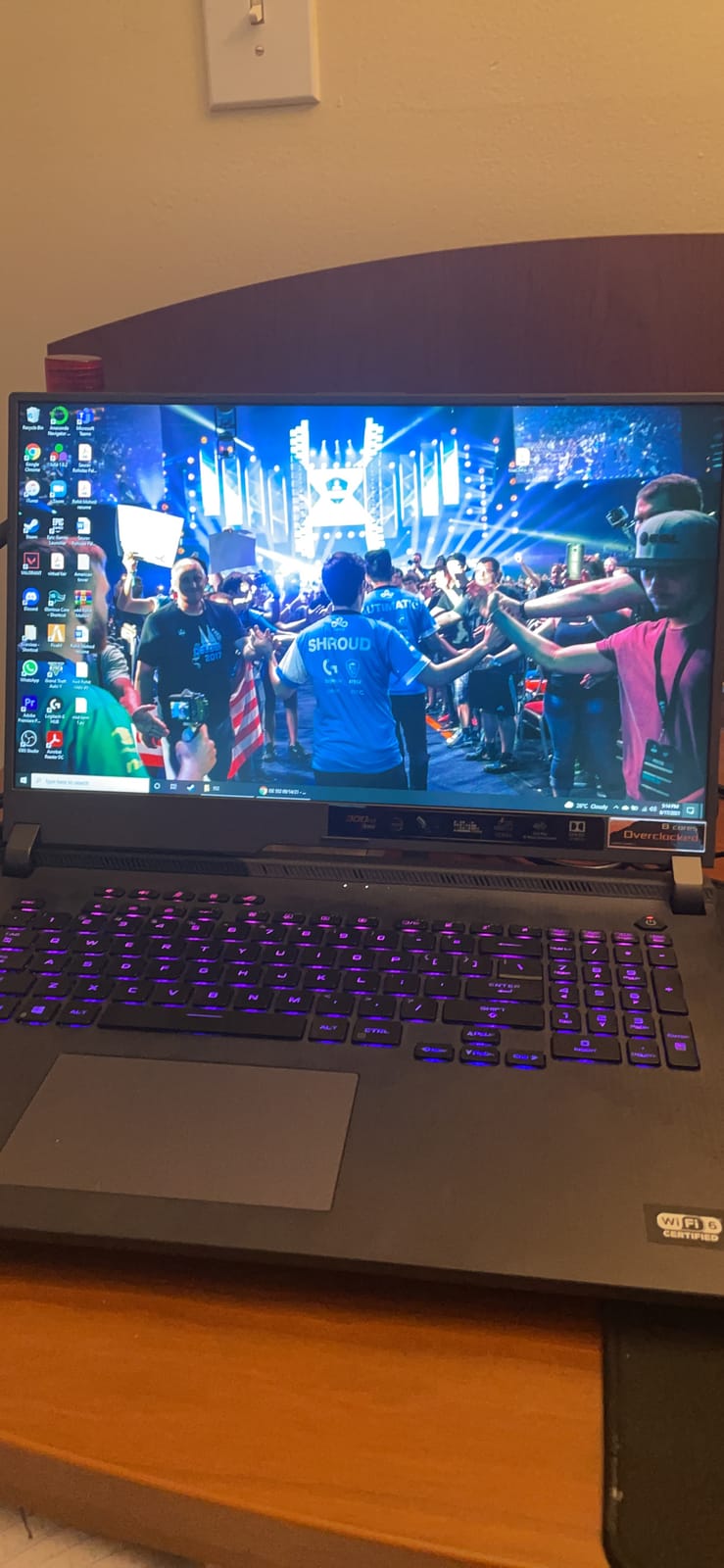 ASUS ROG Strix G17 (2021) Gaming Laptop, 17.3” 300Hz IPS Type FHD, NVIDIA GeForce RTX 3070, AMD Ryzen 9 5900HX, 16GB DDR4, 1TB PCIe NVMe SSD, RGB Keyboard, Windows 10, G713QR-ES96 customer photo 2