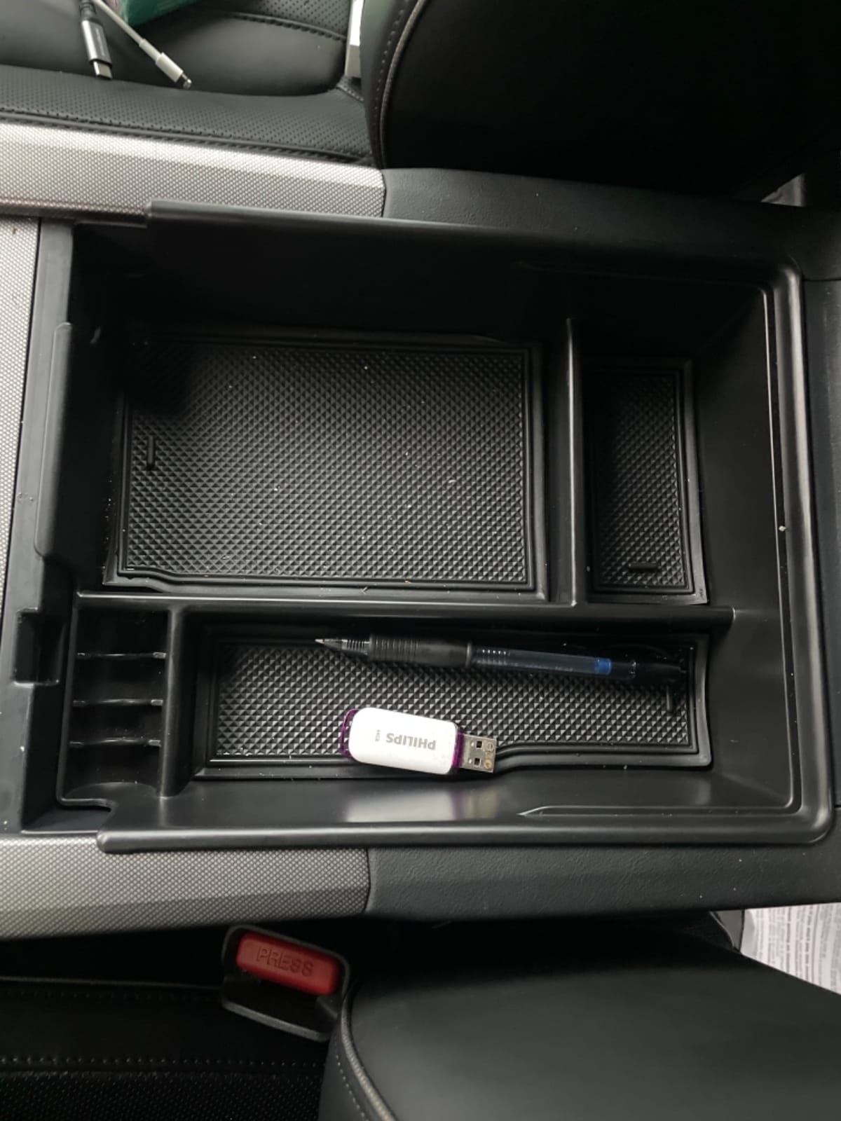 Compatible with Hyundai Palisade Accessories Center Console Tray Organizer fits for 2022 2021 2020 Hyundai Palisade, Interior Storage Accessories customer photo 1