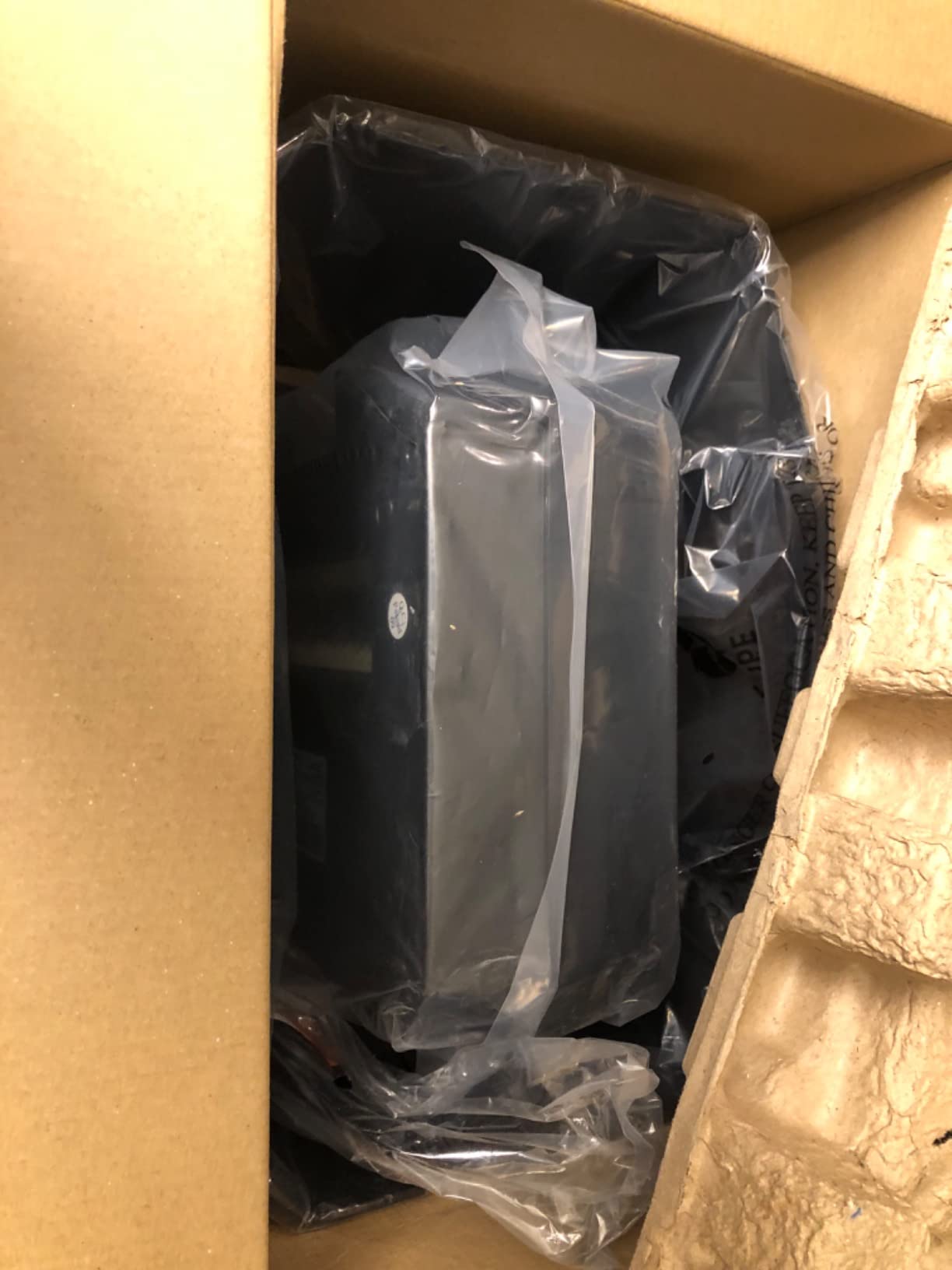 Fellowes LX50-DB 9-Sheet Cross-Cut Household Paper Shredder customer photo 1