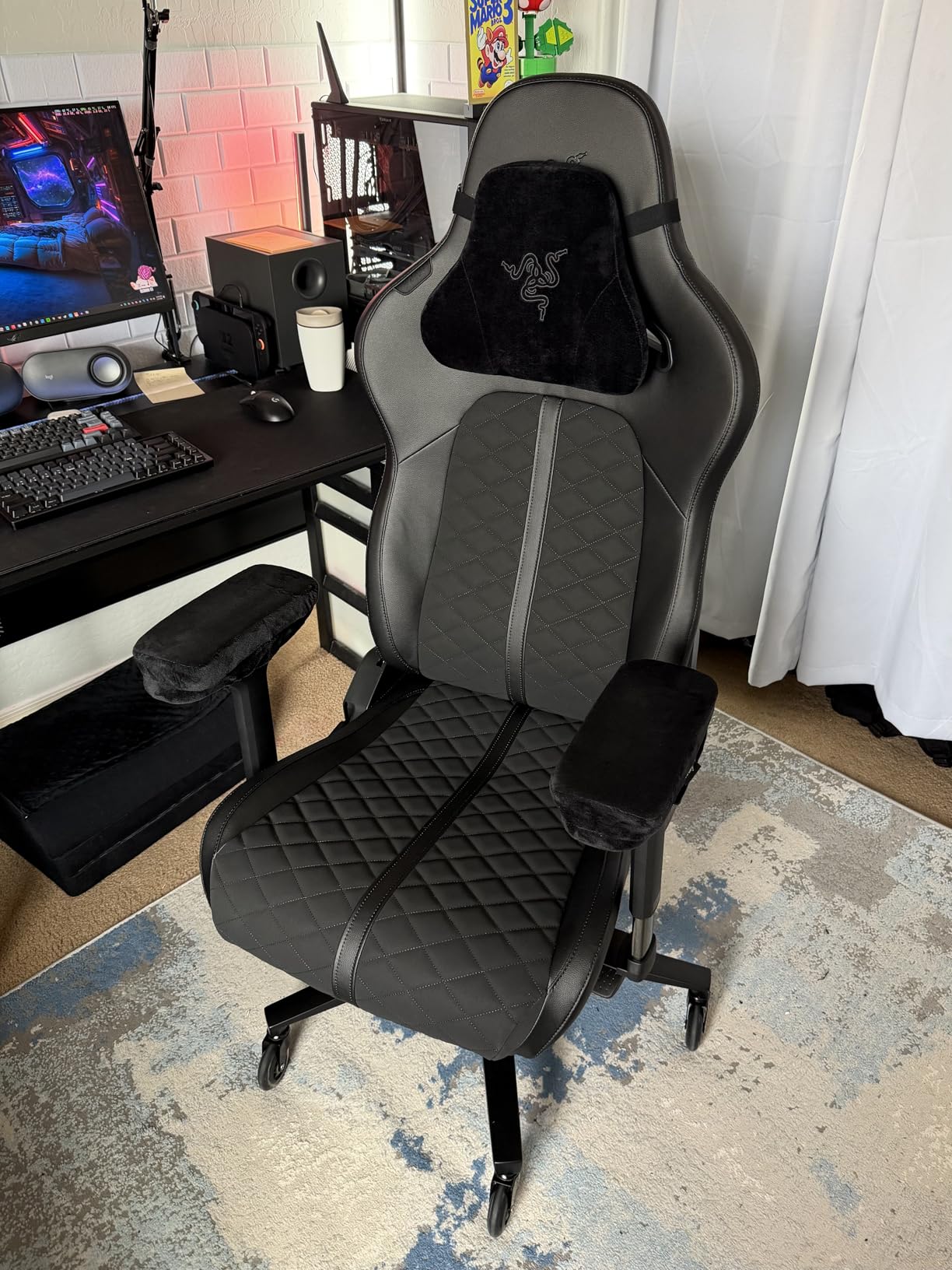 Razer Enki Gaming Chair, Built-in Lumbar Arch, All-Day Comfort, Pink customer photo 2