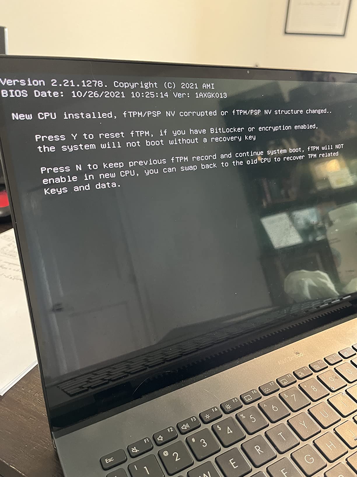 ASUS ZenBook Pro 15 OLED Laptop 15.6” FHD Touch Display, AMD Ryzen 9 5900HX CPU, NVIDIA GeForce RTX 3050 Ti gpu, 16GB RAM, 1TB PCIe SSD, Windows 11 Pro, Pine Grey, UM535QE-XH91T customer photo 2