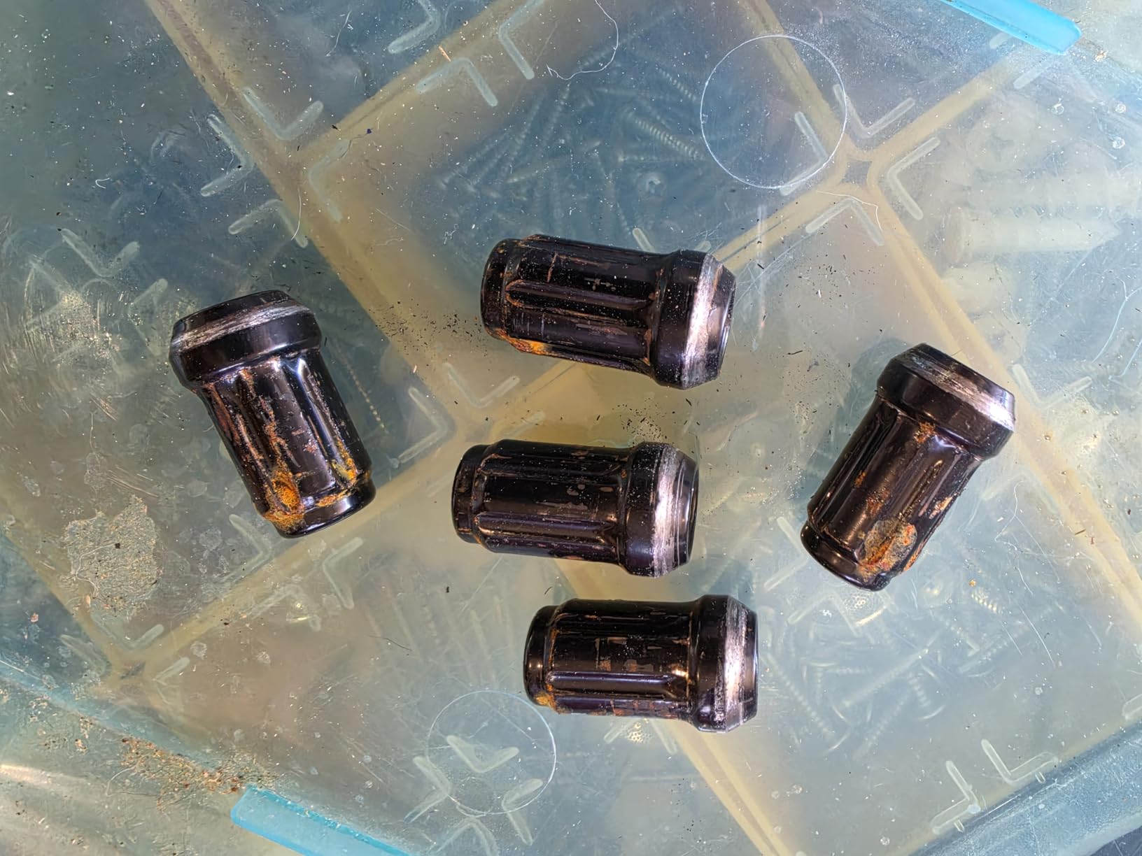 1/2-20 Black Lug Nuts for Jeep Wrangler, 1/2x20 Spline Lug Nuts Fit for 2002-2012 Liberty TJ XJ ZJ CJ5, 1993-2010 Grand Cherokee Aftermarket Tuner Wheels, 6 Spline Alloy Steel Locking Truck Lug Nut customer photo 1