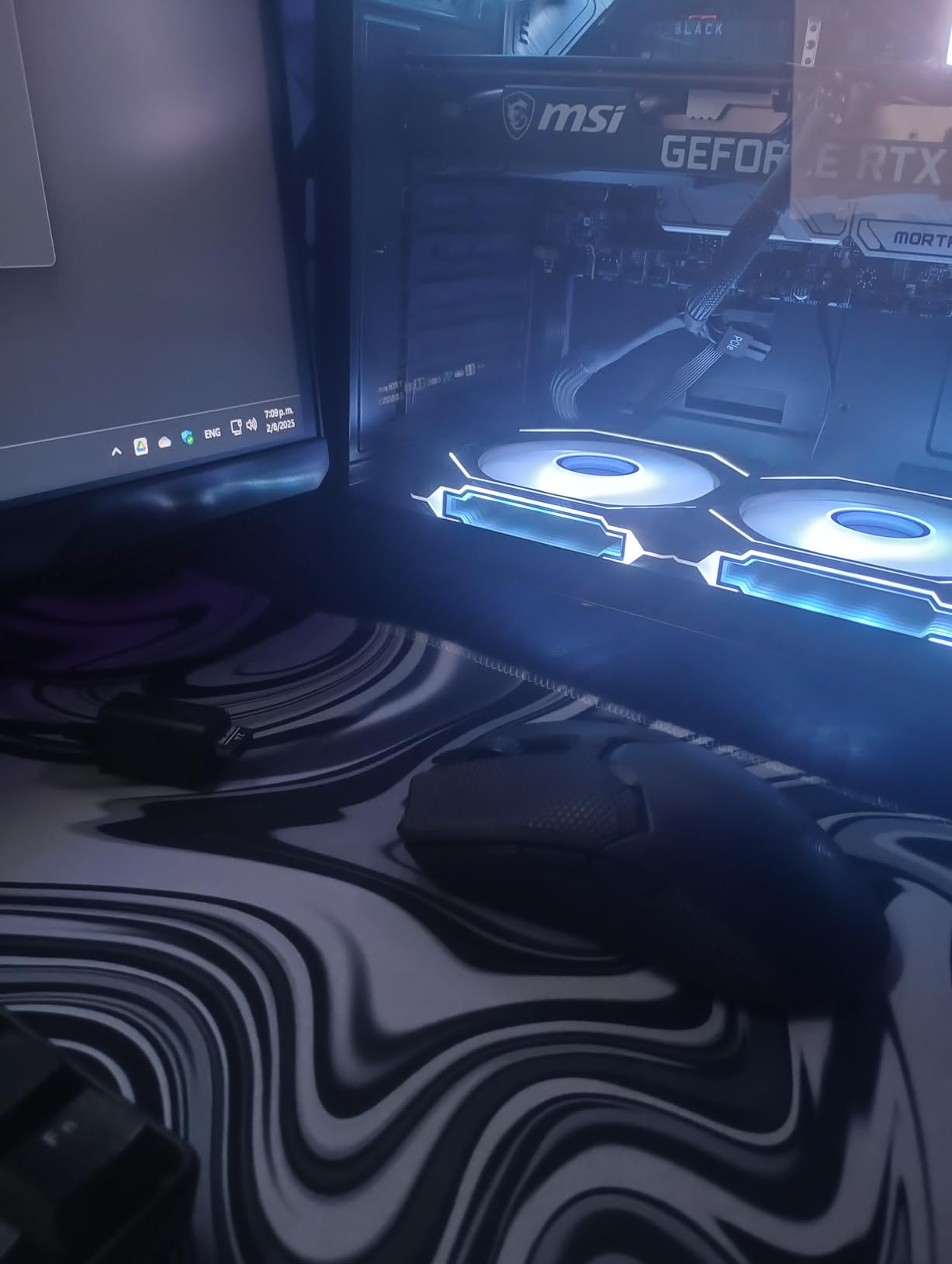 Razer Viper V2 Pro HyperSpeed Wireless Gaming Mouse: 58g Ultra Lightweight - Optical Switches Gen-3-30K DPI Optical Sensor w/On-Mouse Controls - 90 Hour Battery - USB Type C Cable Included - Black customer photo 1