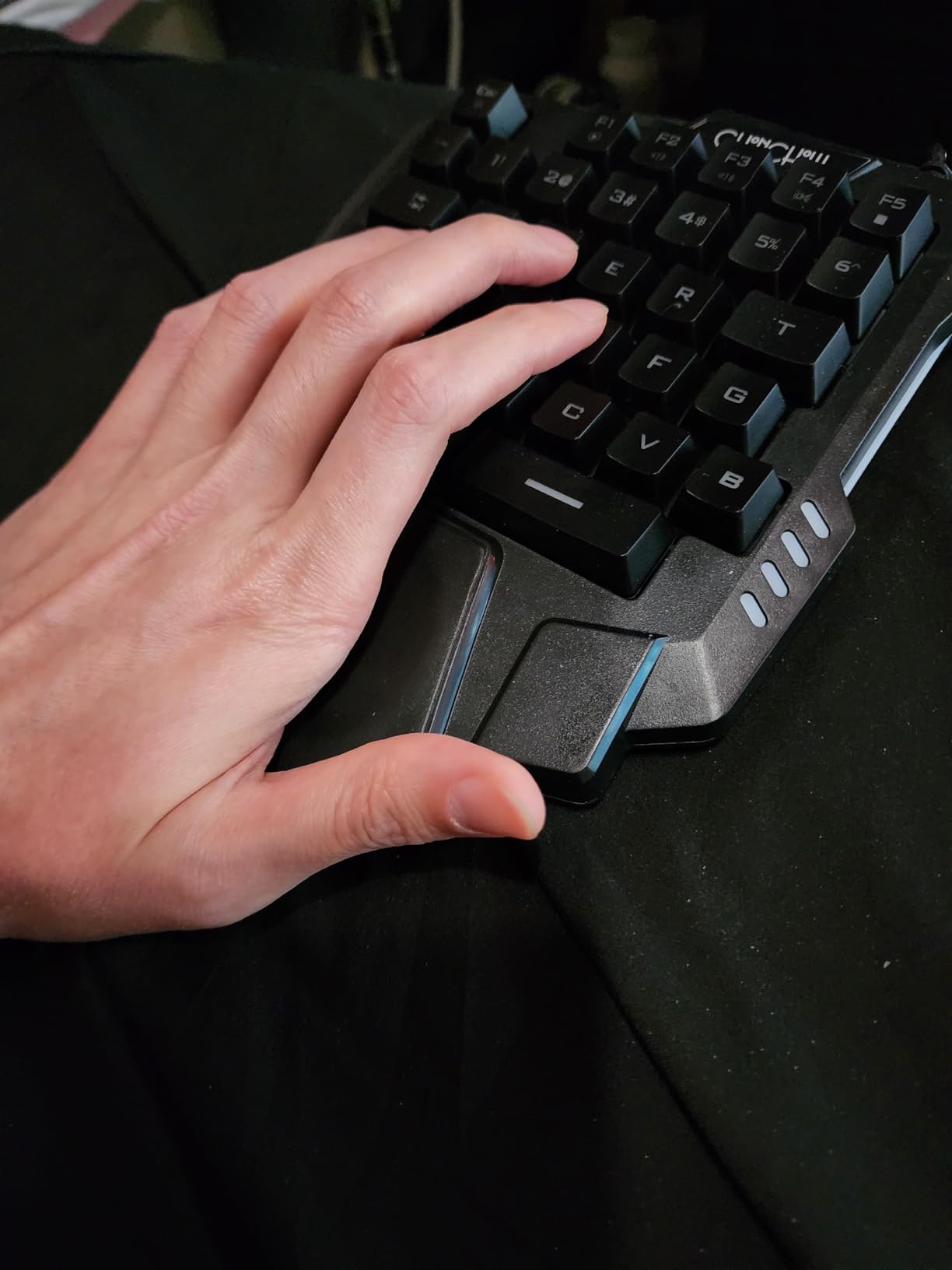 One Handed Gaming Keyboard and Mouse Combo for LOL/Wow/fortnite/Dota/PUBG customer photo 2