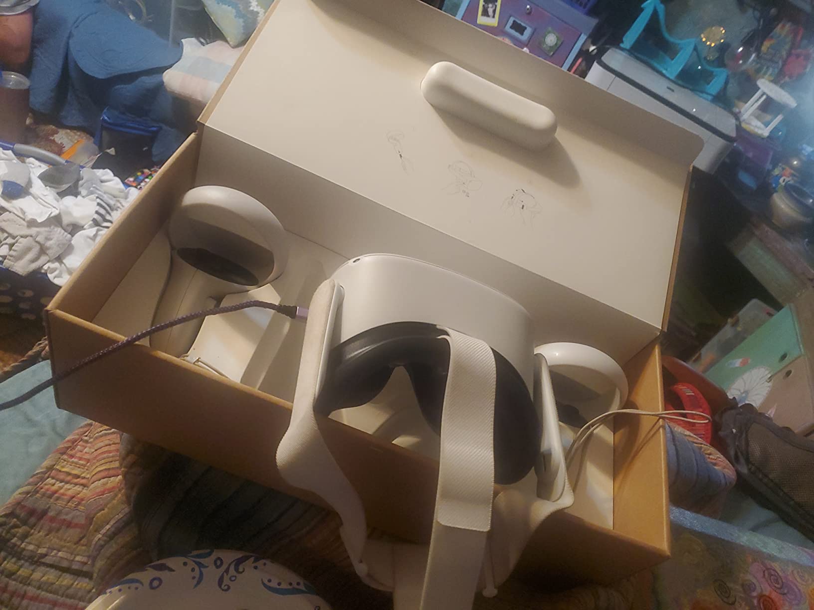 Meta Quest 2 Resident Evil 4 bundle with Beat Saber 128 GB — Advanced All-In-One Virtual Reality Headset customer photo 1