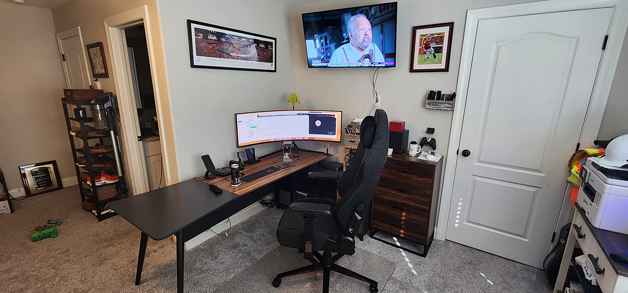 Secretlab Titan Evo Black3 Gaming Chair - Regular, Fabric, Black, Ergonomic customer photo 1