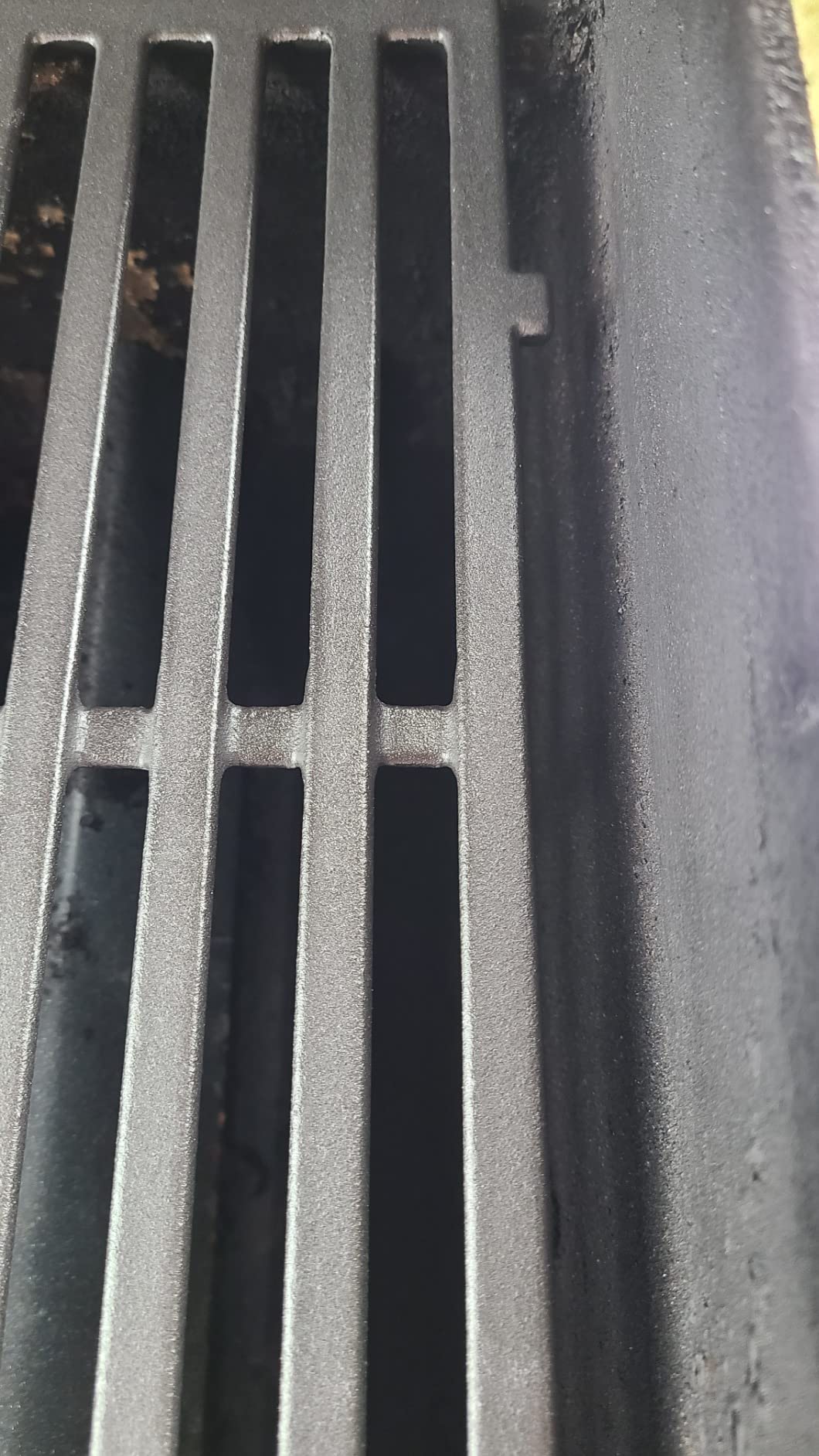 Leship 19.5 inch Cooking Grates Replace for Weber 7524, 7528, Weber Genesis 300 Series Genesis E310 E320 E330 S310 S320 S330 EP310 EP320 EP330 Grills, Cast Iron Grill Grates (19.5