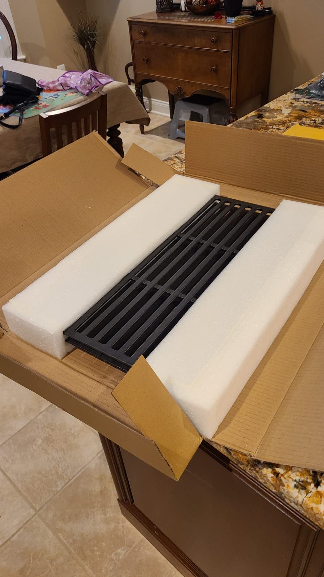 Leship 19.5 inch Cooking Grates Replace for Weber 7524, 7528, Weber Genesis 300 Series Genesis E310 E320 E330 S310 S320 S330 EP310 EP320 EP330 Grills, Cast Iron Grill Grates (19.5