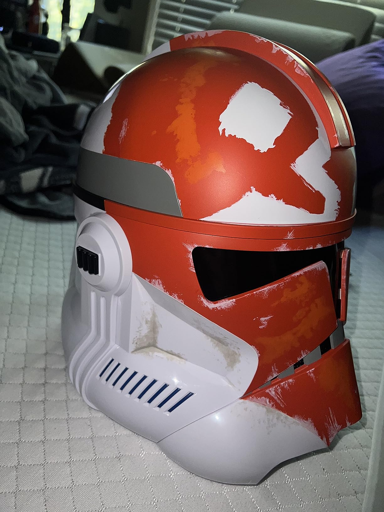 STAR WARS The Black Series 332nd Ahsoka's Clone Trooper Premium Electronic Helmet, The Clone Wars Adult Roleplay Item customer photo 2