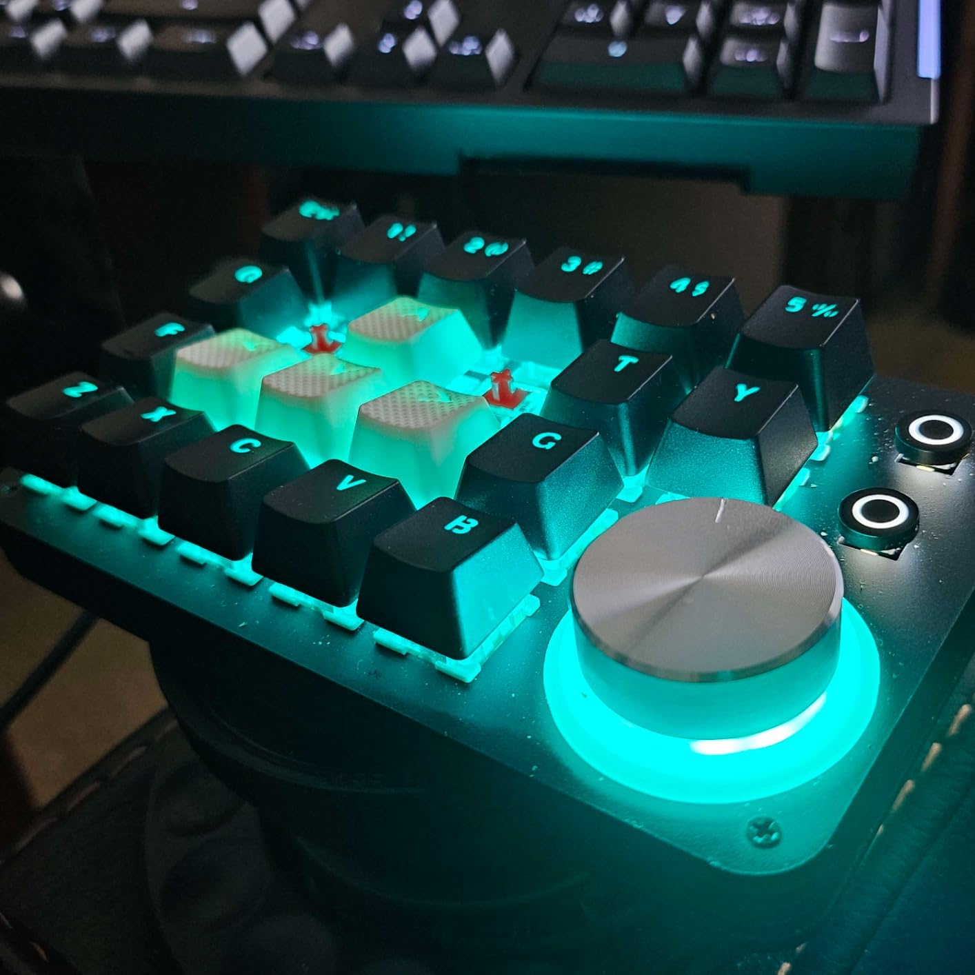 Koolertron 24-Key One-Handed Programmable Keyboard, Red Switch customer photo 2