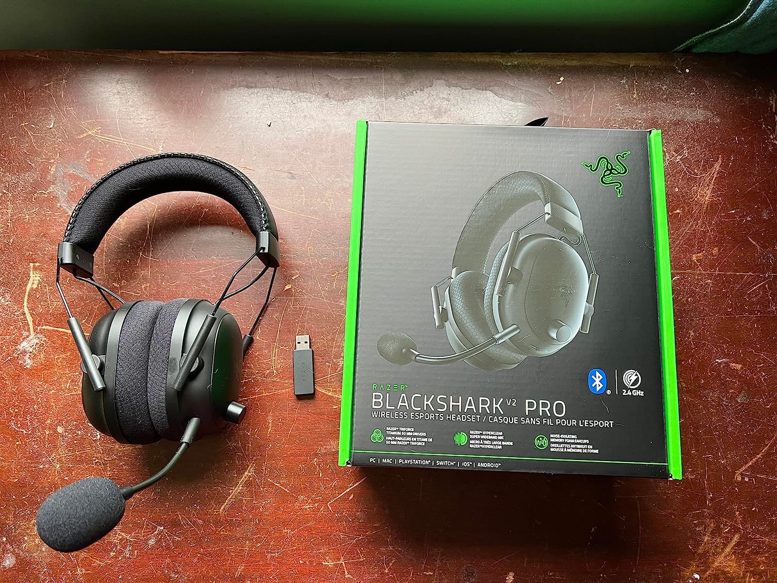 Razer BlackShark V2 Pro Wireless Gaming Headset, 70 Hr Battery, Black customer photo 1