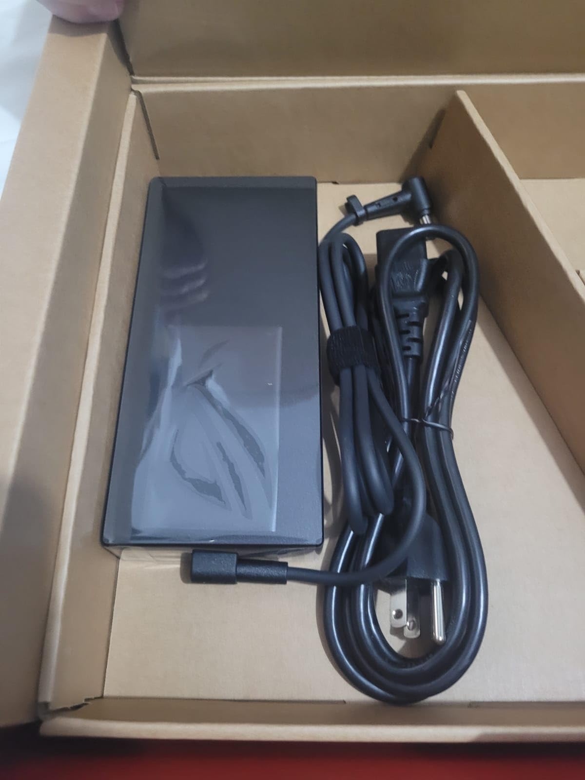 ASUS ROG Strix G16 (2023) Gaming Laptop, 16†Nebula Display 16:10 QHD 240Hz, GeForce RTX 4070, Intel Core i9-13980HX, 32GB DDR5, 1TB PCIe SSD, Wi-Fi 6E, Windows 11 Pro, G614JI-XS96,Eclipse Gray customer photo 1