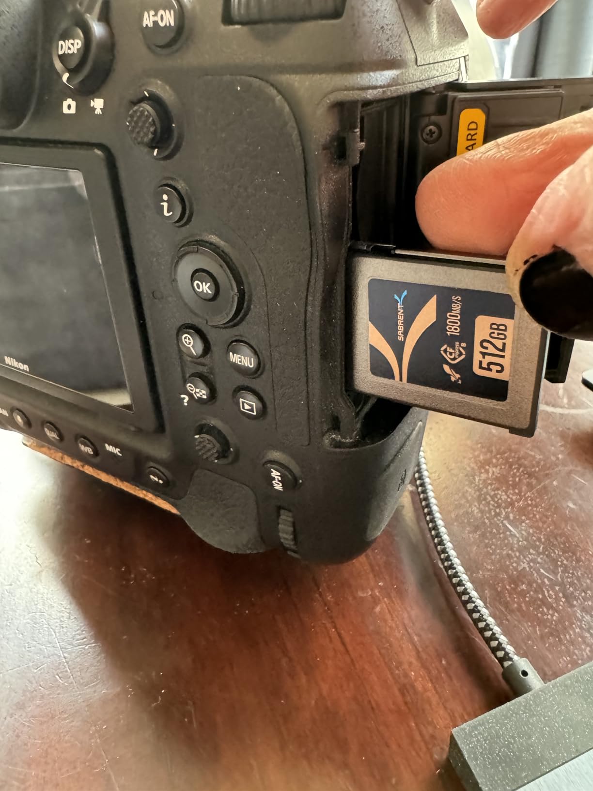 SABRENT Rocket CFX PRO 2TB CFexpress Type B Memory Card R1800MB/s W1700MB/s (CF-XXIT-2TB) customer photo 2