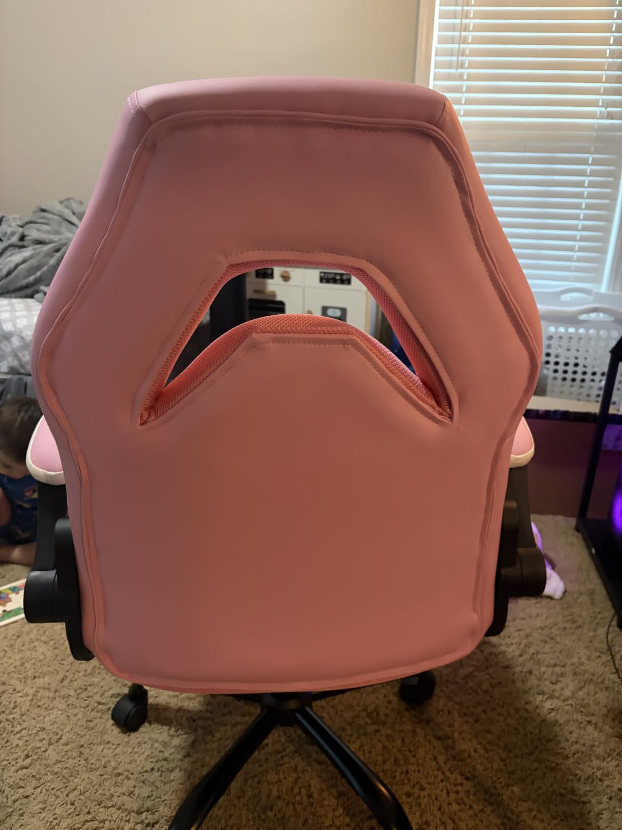 N-GEN Gaming Gaming Chair, Lumbar, PU Leather, Flip-Up Arms, Pink customer photo 1