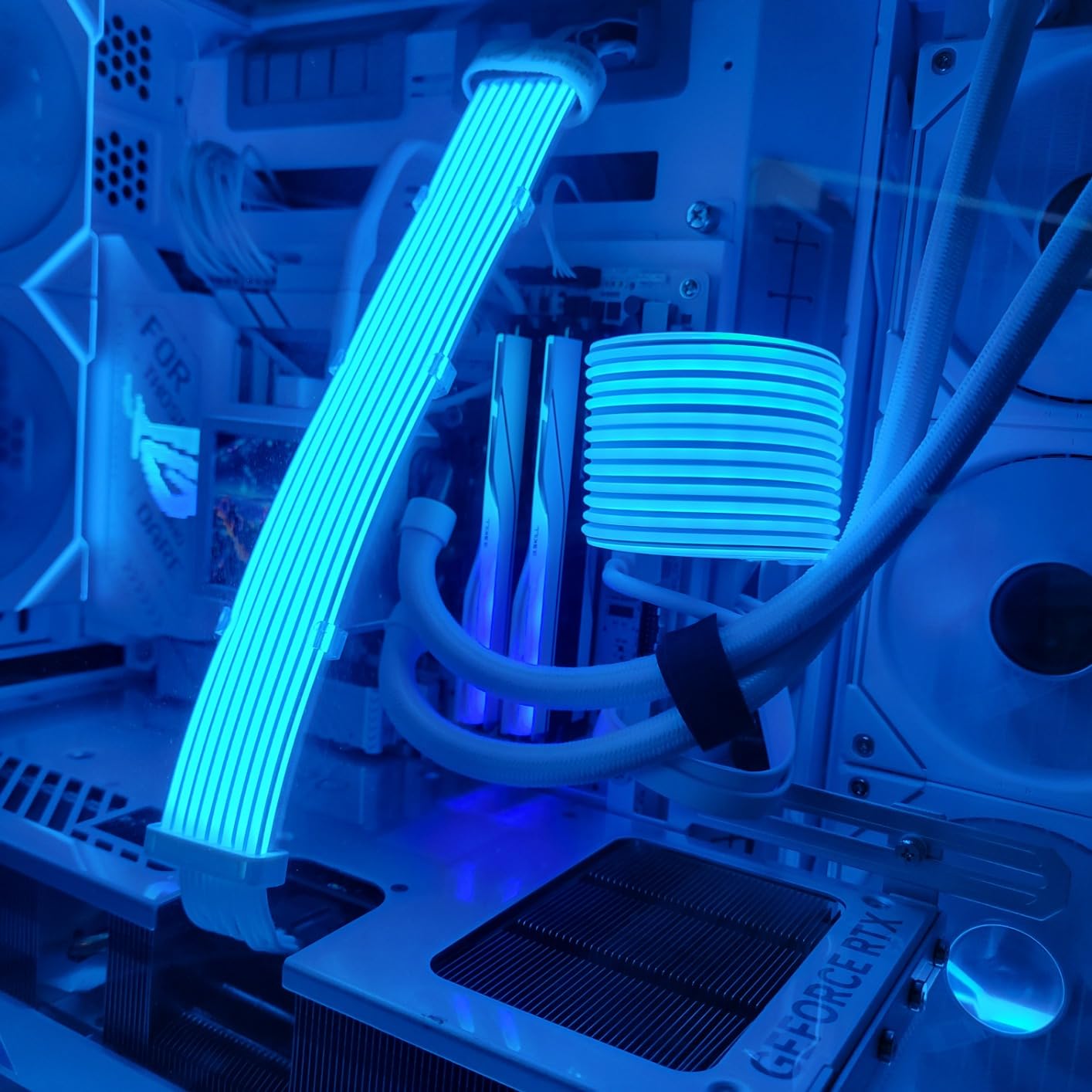 G.SKILL Trident Z5 Neo RGB Series DDR5 RAM (AMD EXPO) 64GB (2x32GB) Up to 6000MT/s* CL30-36-36-96 1.40V Desktop Computer Memory U-DIMM - Matte White (F5-6000J3036G32GX2-TZ5NRW) customer photo 2