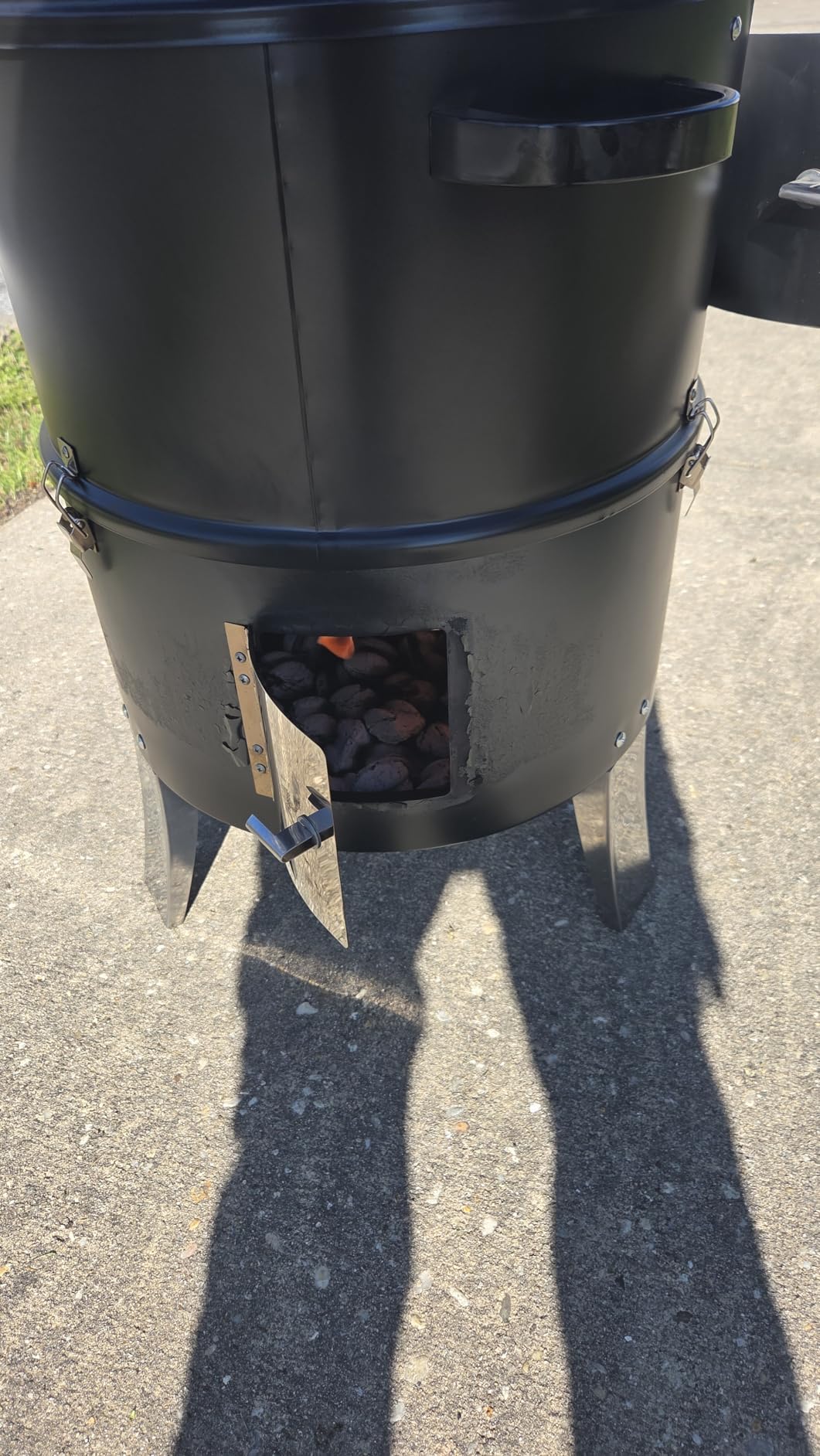 VINGLI 18 Inch Multi-Layer Charcoal BBQ Smoker Grill, Heavy Duty Round Grill, Vertical Smoker with Thermometer, for Outdoor Cooking, Patio, Parties, Backyard customer photo 2