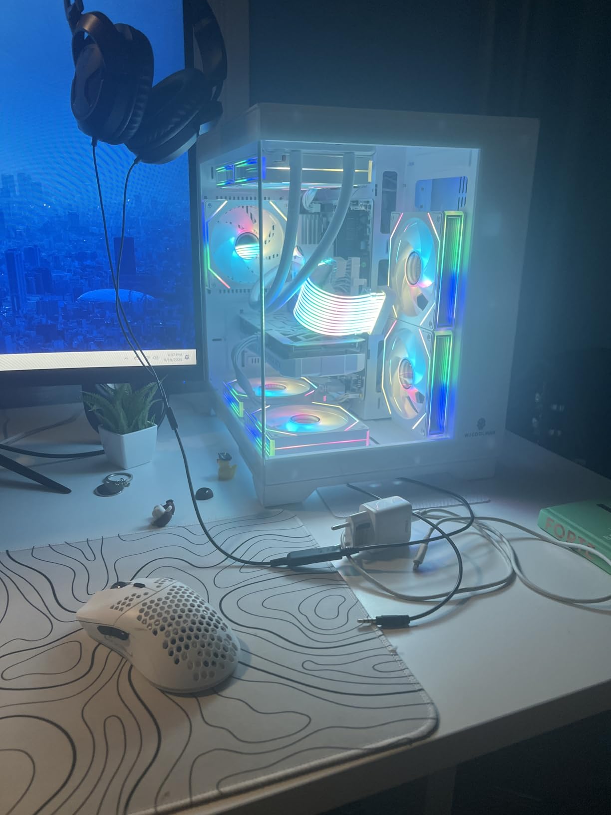 White Gaming Desktop PC, AMD Ryzen 7 5700X 3.4GHz, GeForce RTX 5060 8GB, 32GB DDR4 RAM, 1TB PCIe SSD, 240mm AIO Liquid Cooler, WiFi Bluetooth, ARGB Fans with Software Control, Windows 11 customer photo 2