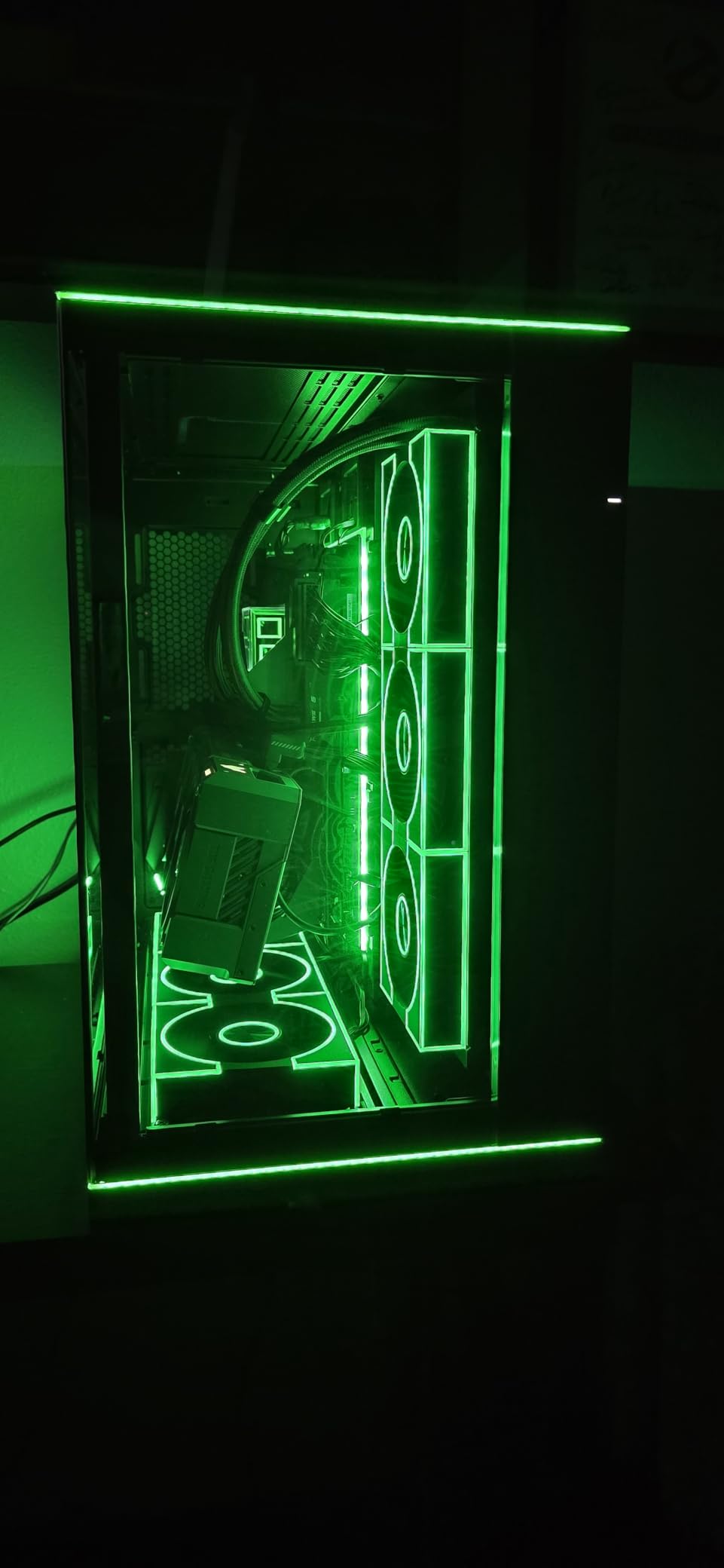 LIAN LI O11D EVO RGB Black E-ATX Case, 420mm Radiator (O11DERGBX.US) customer photo 1