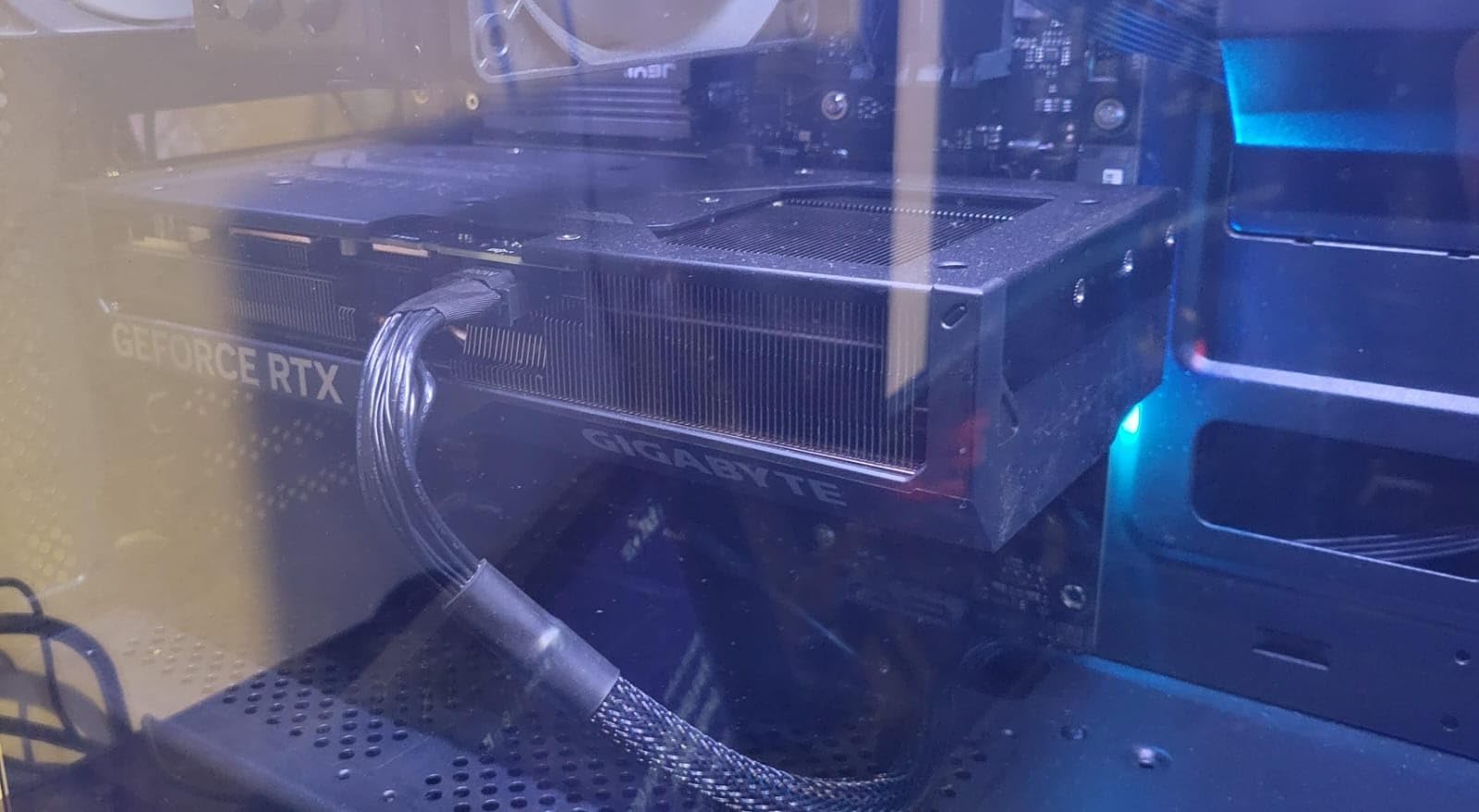 GIGABYTE GeForce RTX 4070 Ti Super WINDFORCE OC 16G Graphics Card customer photo 1