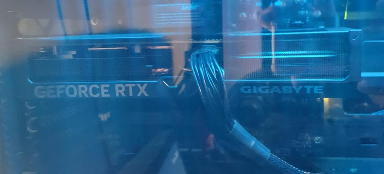 GIGABYTE GeForce RTX 4070 Ti Super WINDFORCE OC 16G Graphics Card customer photo 2