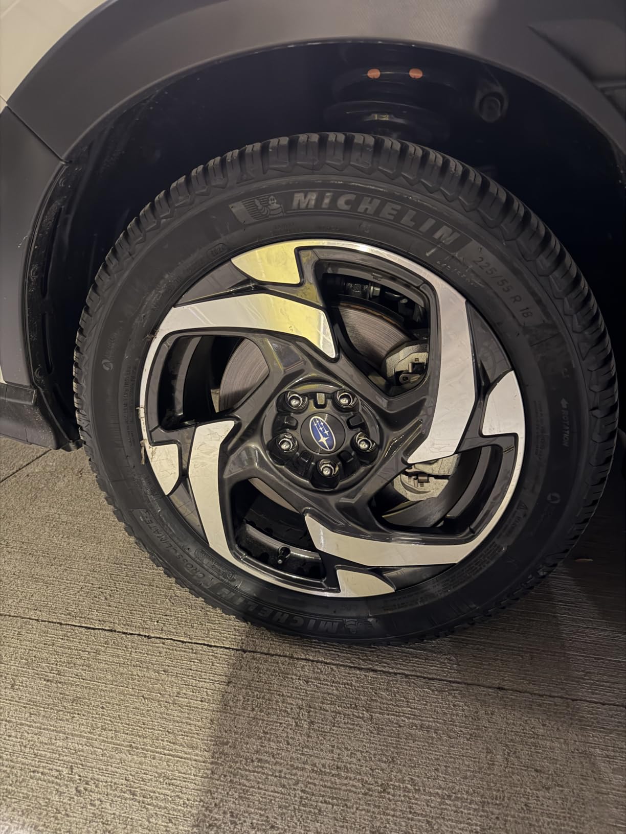 MICHELIN CROSSCLIMATE2 A/W CUV 225/60R18 104H XL (Set of 1 Tire Only) customer photo 2