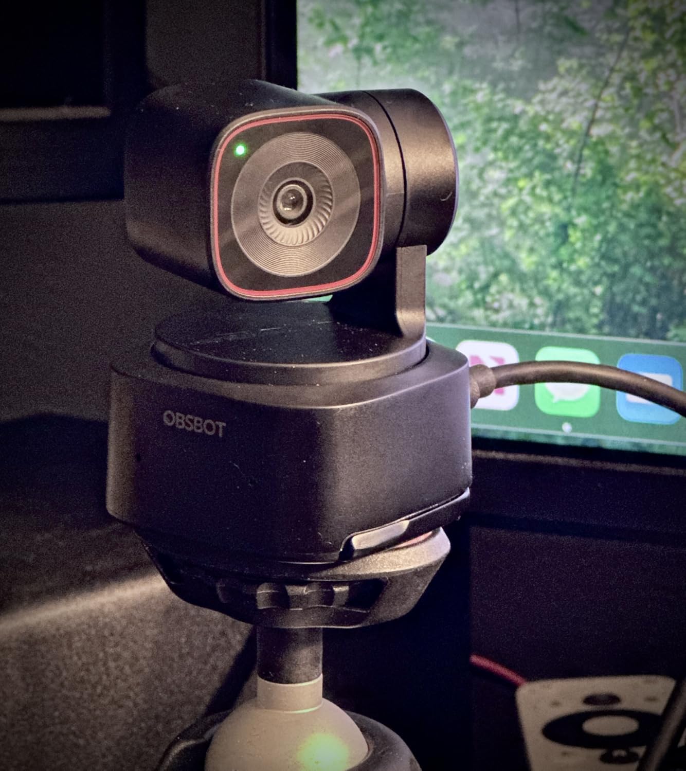 OBSBOT Tiny 2 Lite 4K Webcam for PC, AI Tracking PTZ Streaming Camera customer photo 2