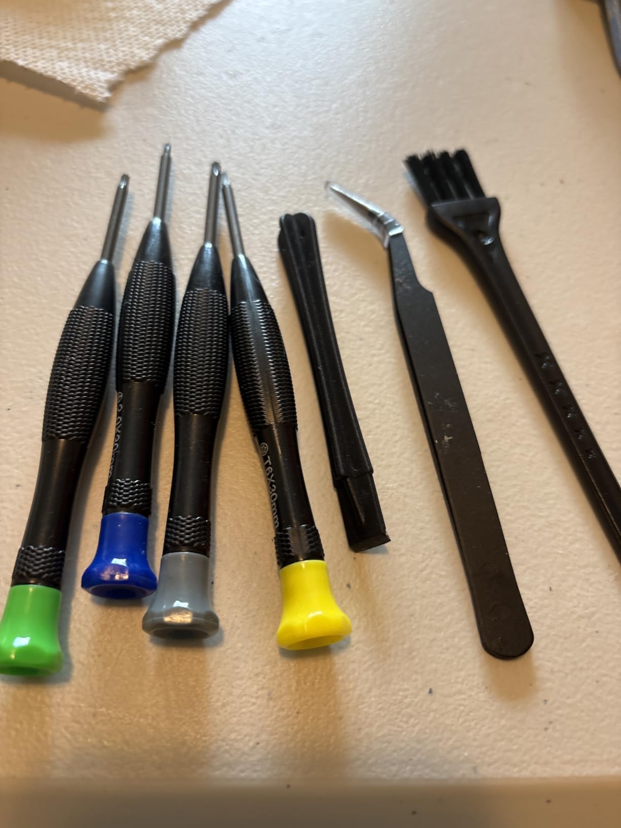Cleaning Repair Tool Kit for Xbox One, Elite 1, Elite 2, 360, One S, Series S/X Controller and Console, Crossed Screwdriver PH00(+2.0), Torx Security Screwdriver Set T6 T8H T10H, Accessory Kit(Xbox-8) customer photo 1