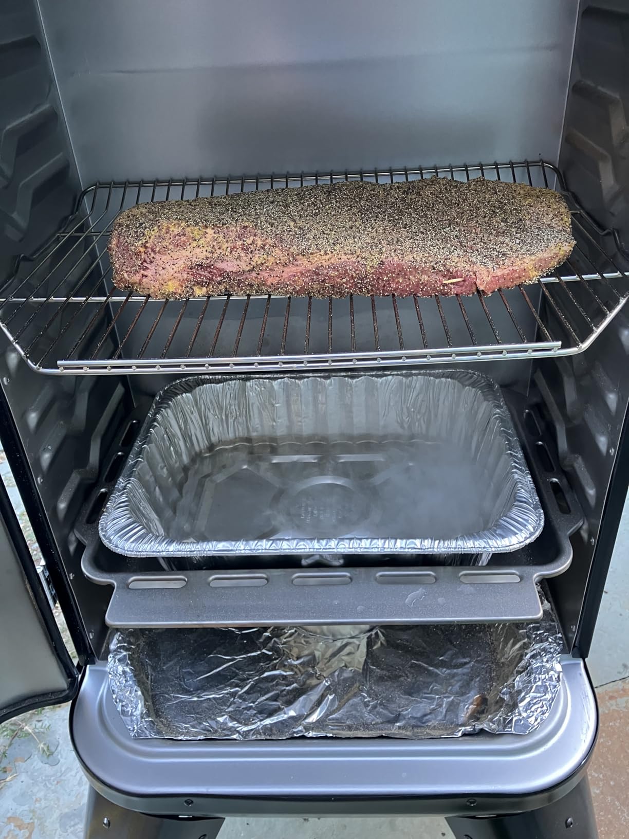 GRILLA Mammoth Vertical Smoker with 5 Trays, High Smoke Production, Wifi Enabled Touchscreen Controller, For Smoking, Outdoor Cooking, and Grilling customer photo 2