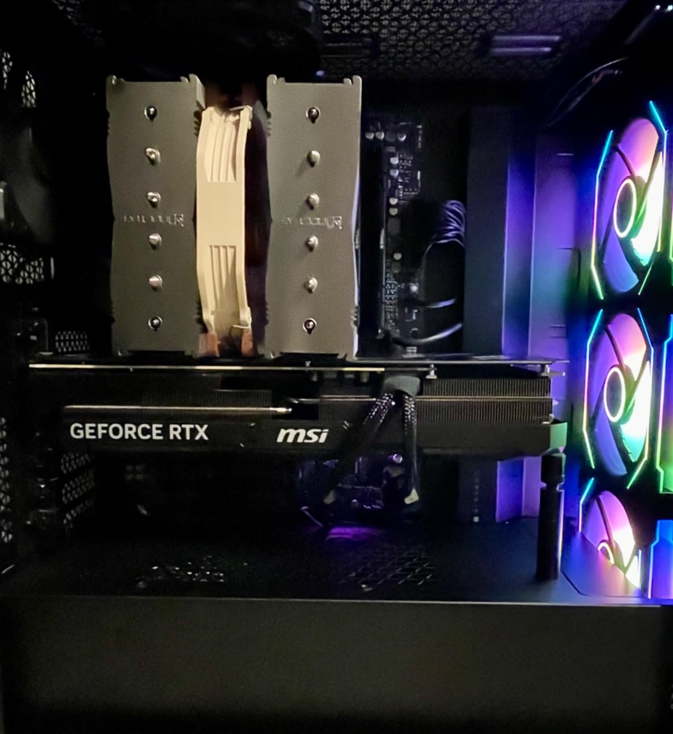 MSI GeForce RTX 4070 Ti Super 16G Ventus 3X Black OC Graphics Card (NVIDIA RTX 4070 Ti Super, 256-Bit, Extreme Clock: 2655 MHz, 16GB GDRR6X 21Gbps, HDMI/DP, Ada Lovelace Architecture) customer photo 2