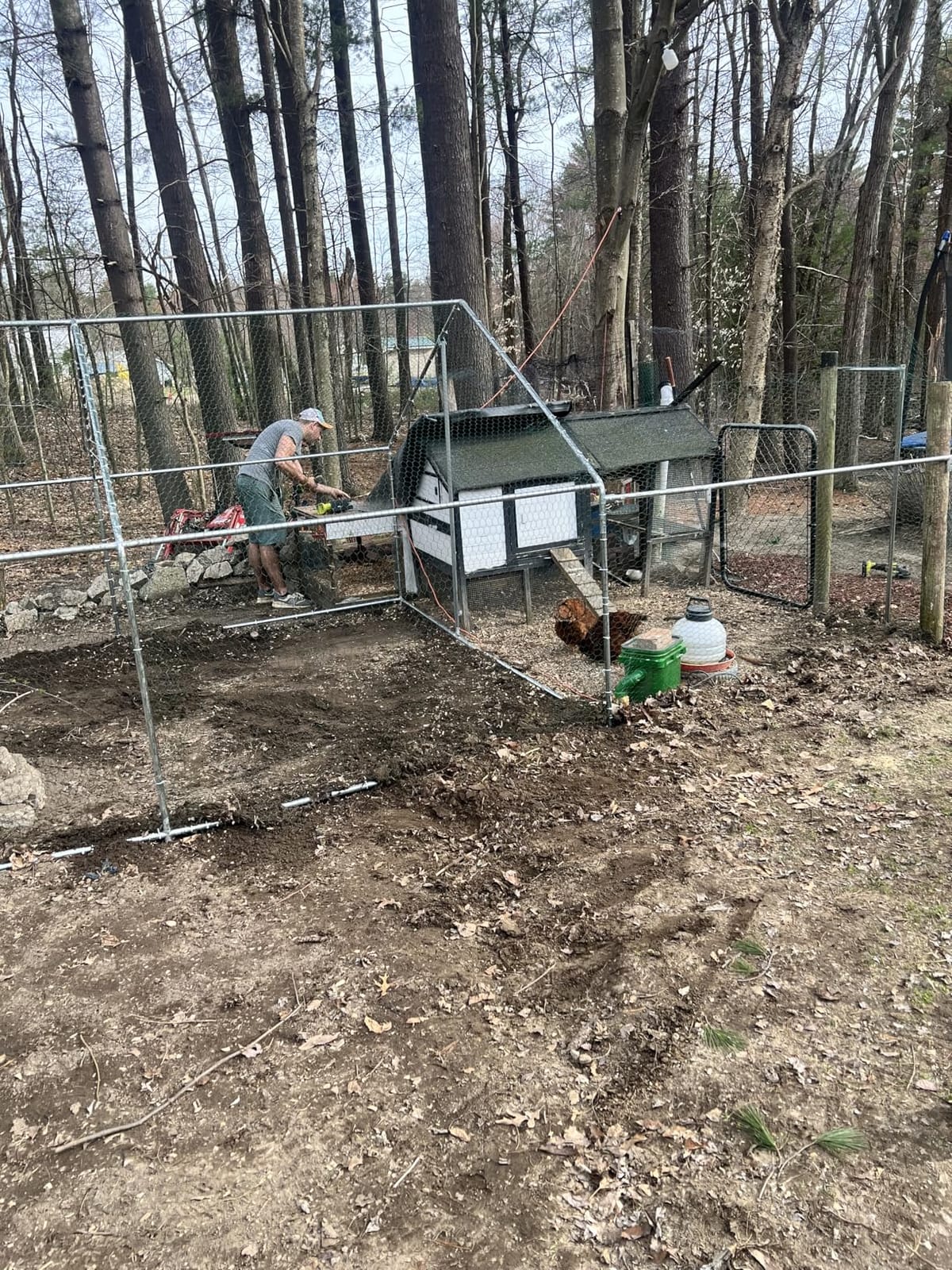 Large Metal Chicken Coop, Chicken Runs for Yard with Cover Walk-in Poultry Cage for 10 20 Chickens, Chicken Pen Duck Coop with Water-Resident Top and Feeding Door, Spire Hen House 12.8Lx9.84Wx6.6H FT customer photo 1
