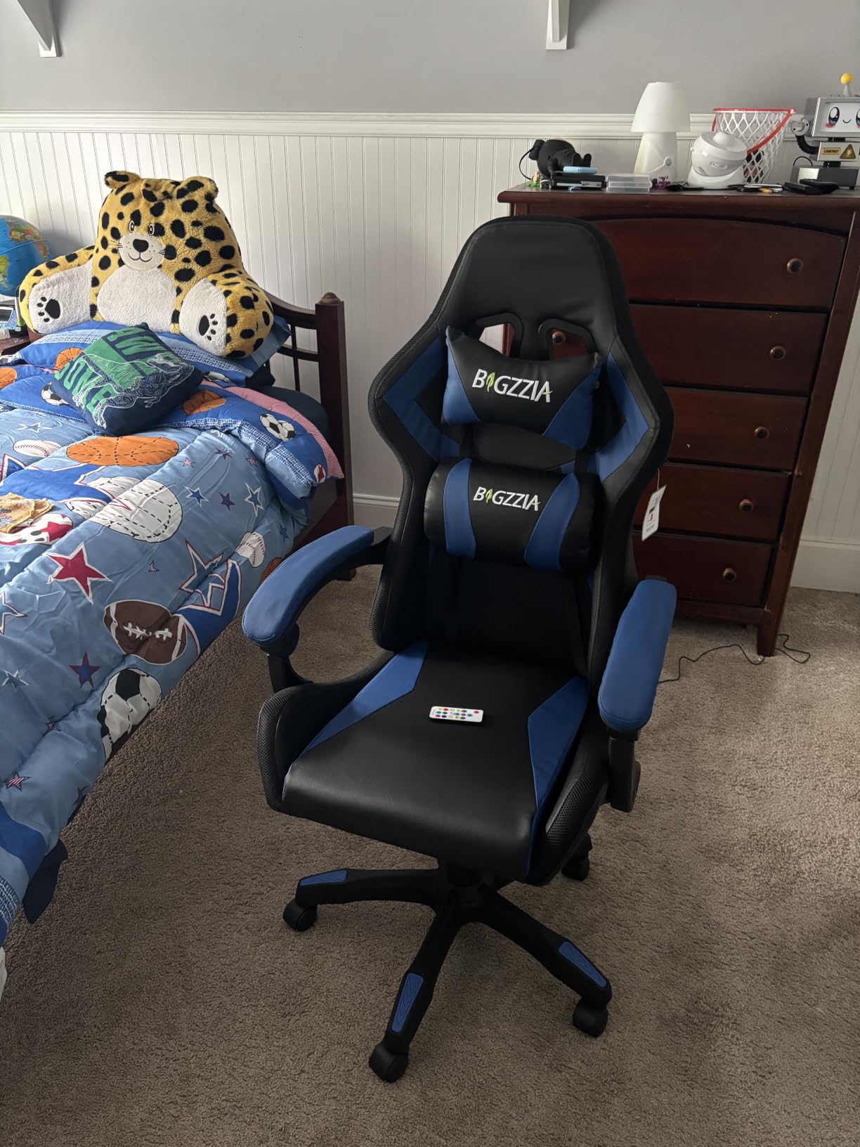 Bigzzia Gaming Chair with RGB LED Lights for Kids & Adults (Black) customer photo 1
