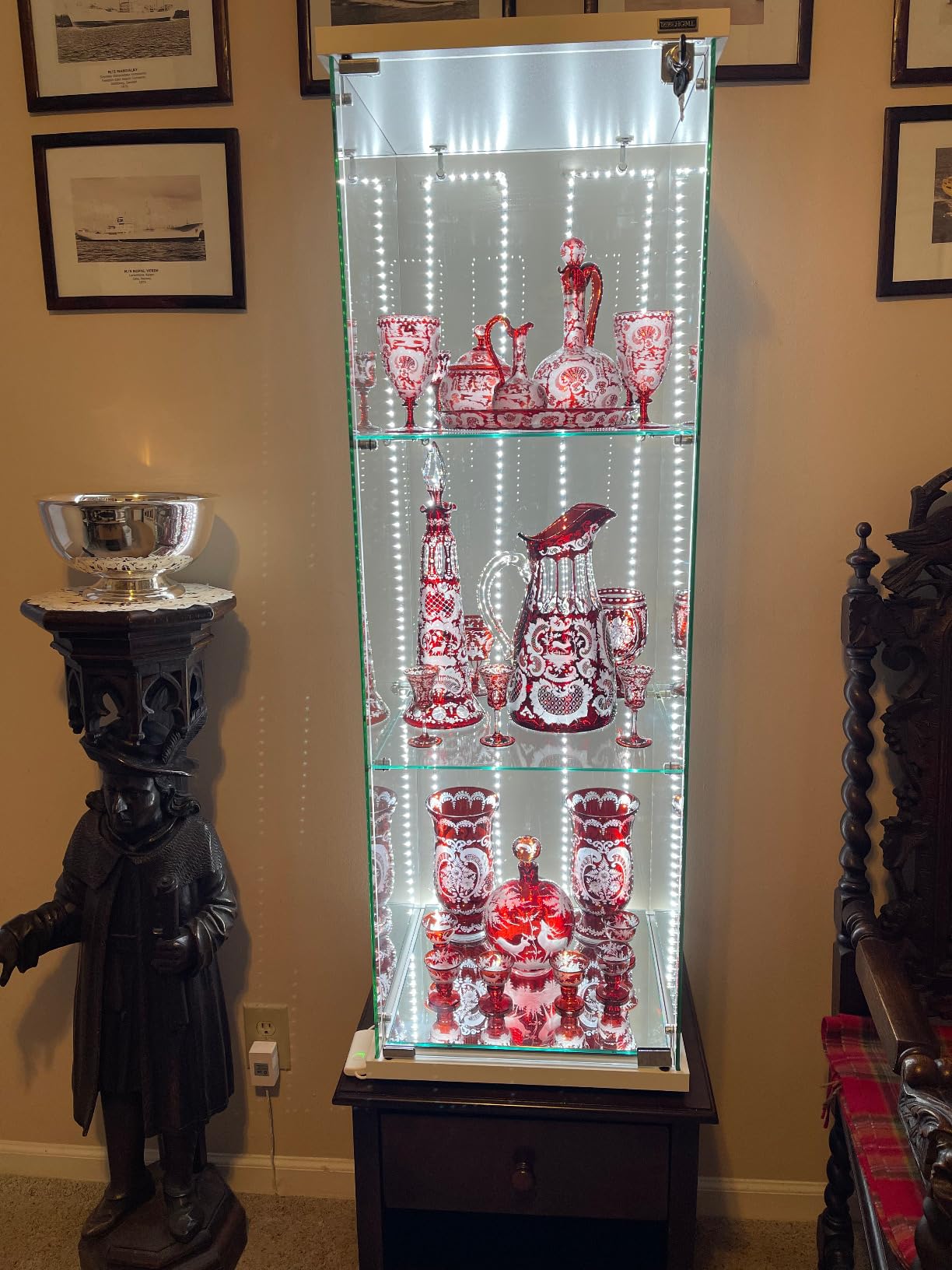 VIVOHOME 2-Tier Glass Display Cabinet, 31.9''H x 15.7''W x 15.7''D customer photo 2