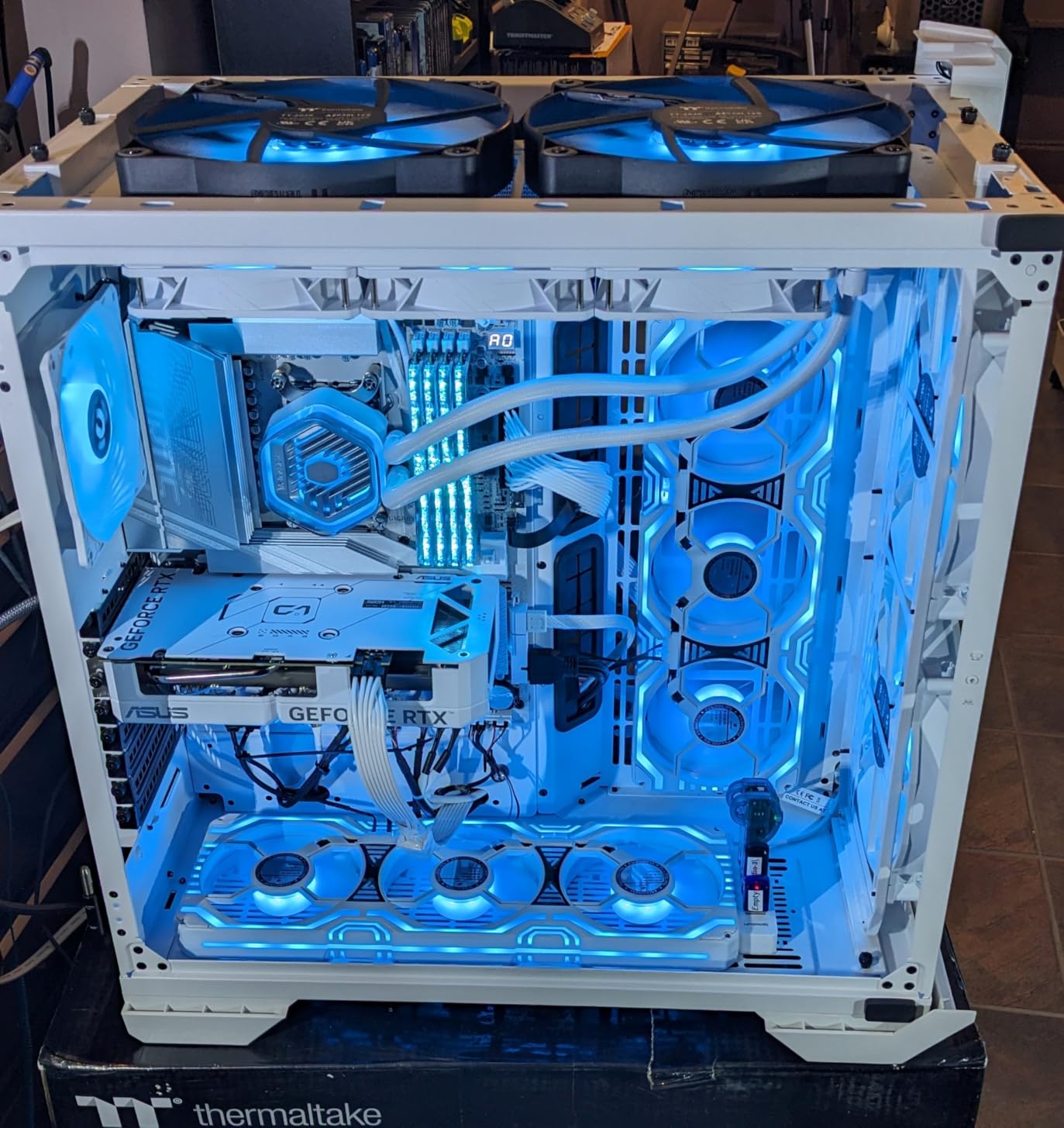 Dual GeForce RTX 4060 EVO White OC Edition 8GB GDDR6 Gaming Graphics Card White (Nvidia GeForce RTX4060 DLSS3, 246 AI Tops, PCIe 4.0, 1x HDMI 2.1a, 3X DisplayPort 1.4a customer photo 1