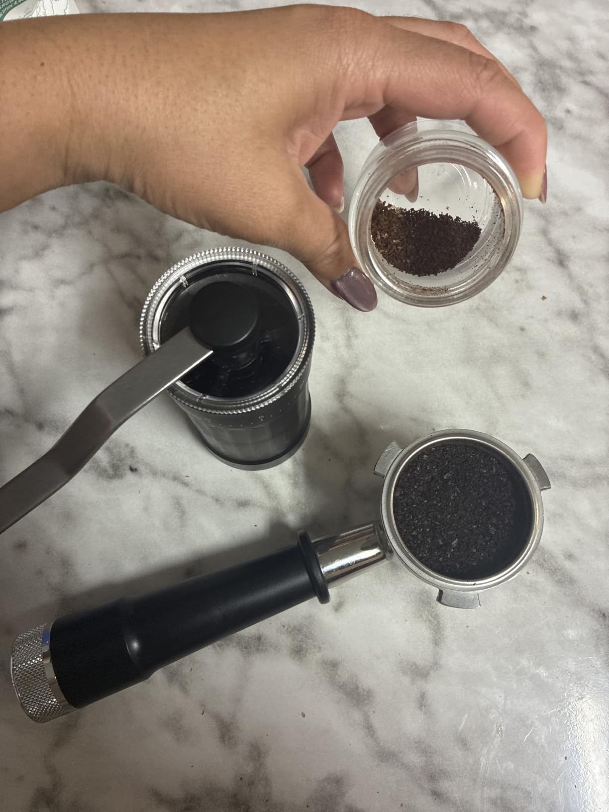 CEVING Mini Manual Coffee Grinder With 40 Adjustable Settings, Black customer photo 1