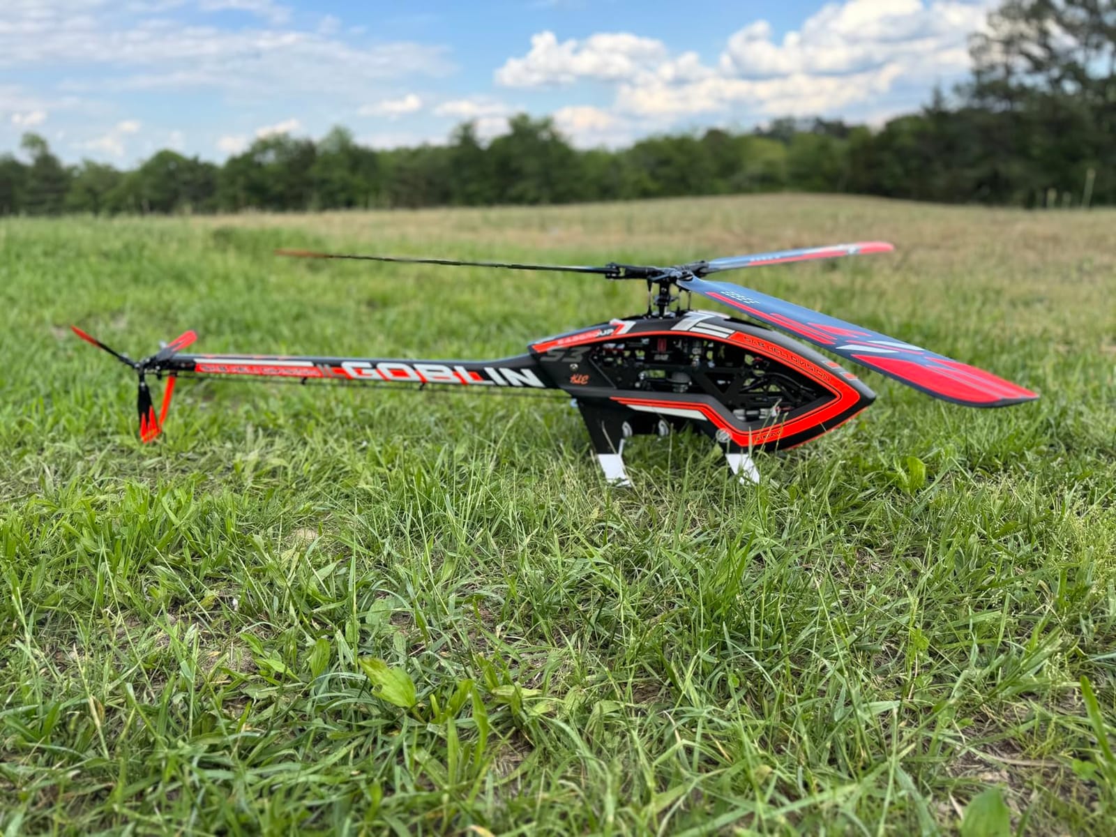 Helidirect SAB IlGoblin KSE Electric Helicopter Unassembled Kit - Remote Control Helicopter, RC Helicopter SAB Goblin 700 RC Outdoor Model for Adults customer photo 1