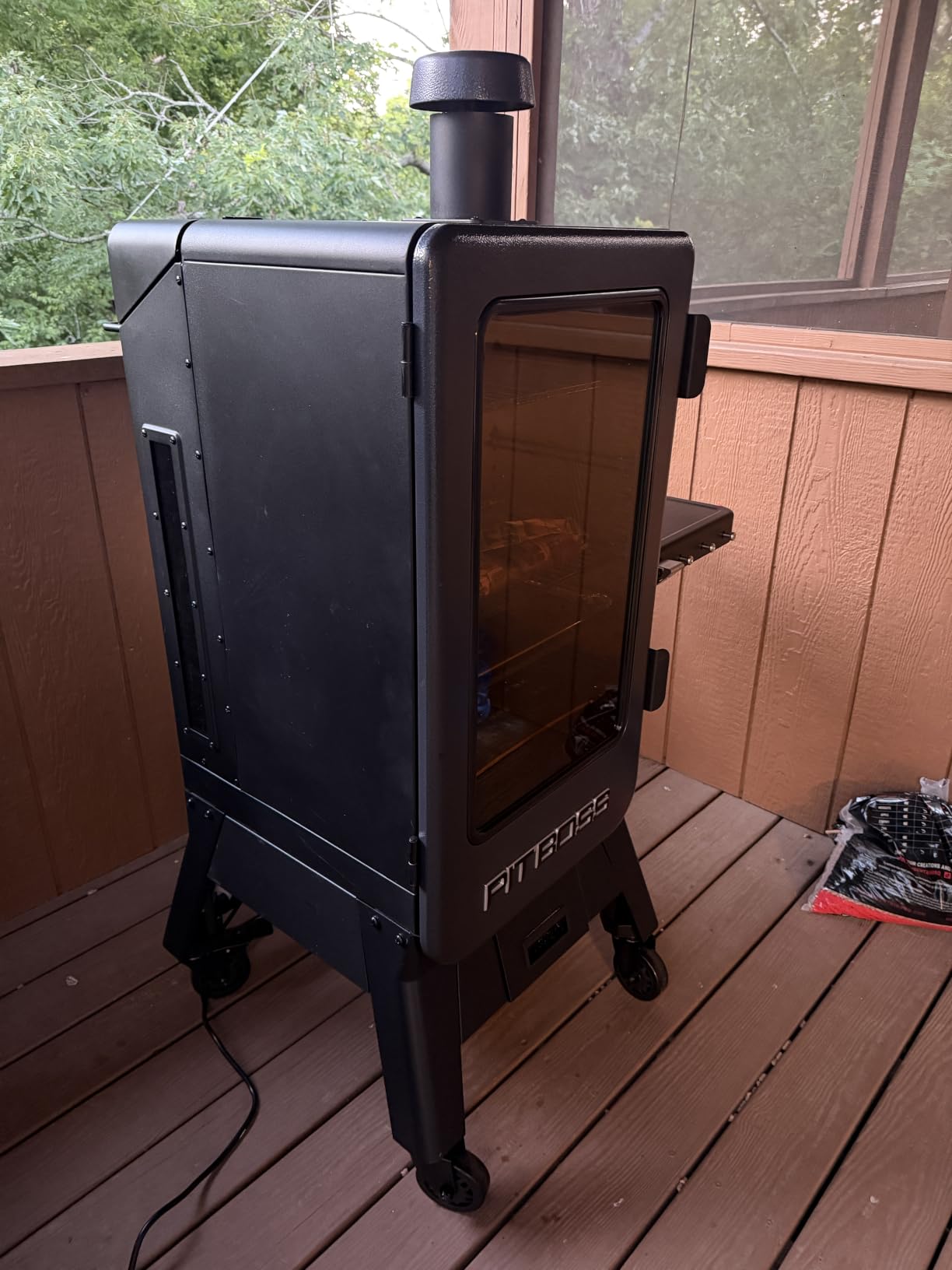 Pit Boss Navigator 3-Series WiFi & Bluetooth Wood Pellet Vertical Smoker with LCD Digital Controller, 1,118-Sq. In. 5-Rack Cooking Space, 130°F to 420°F Temp Range, Meat Probe, 50 lb. Pellet Hopper customer photo 1
