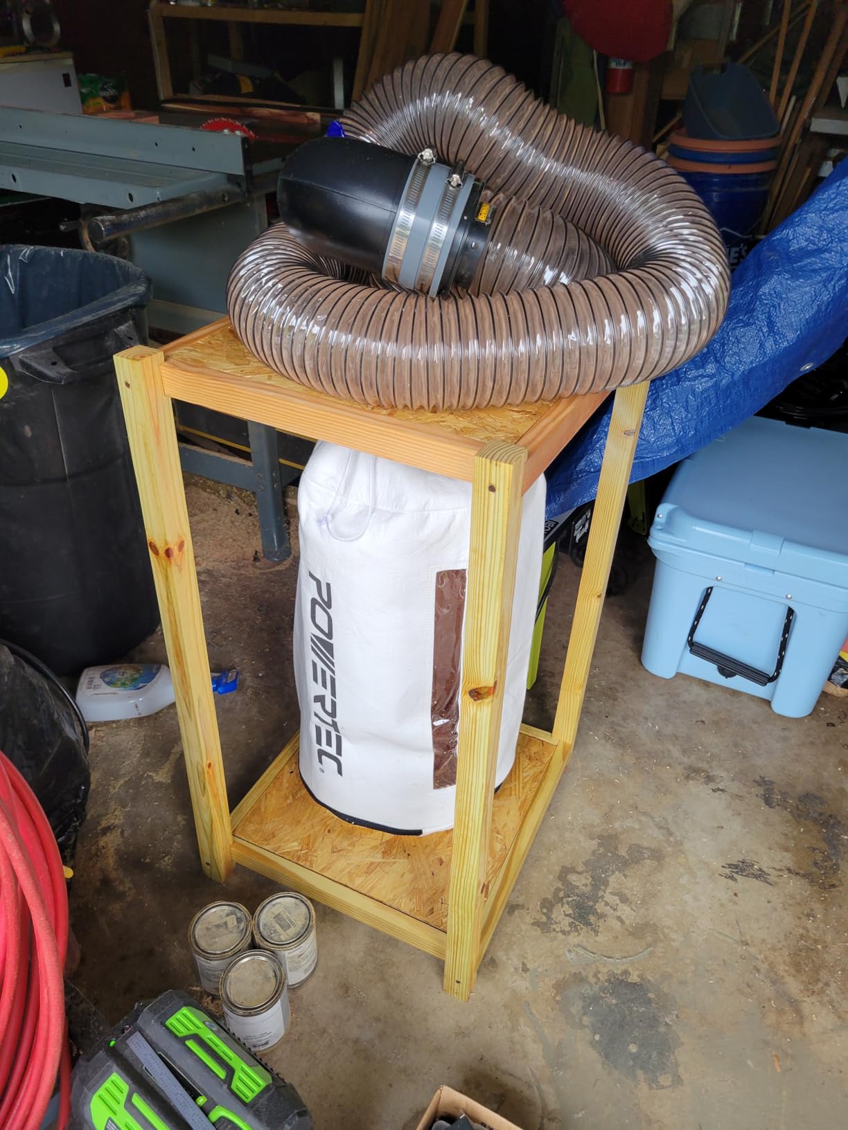 PVC Dust Collection Hose w/4 Thumbscrew Clamps 4