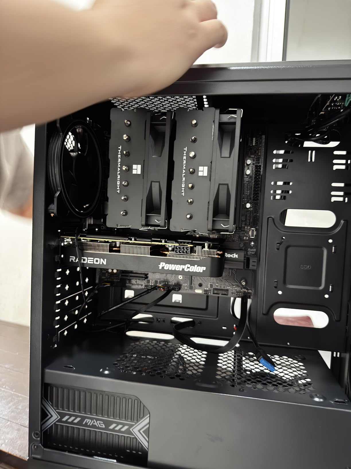 PowerColor Reaper AMD Radeon RX 9060 XT 8GB GDDR6 customer photo 2