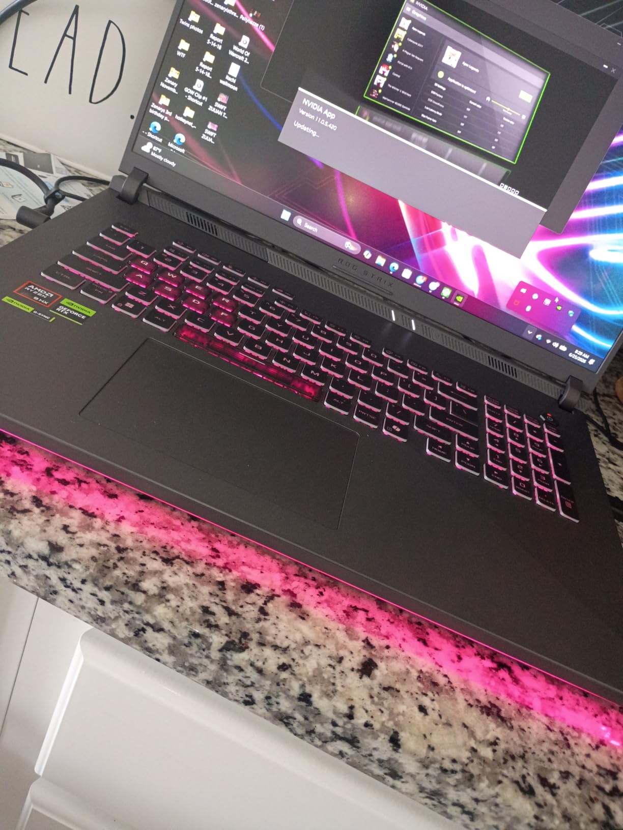 ASUS ROG Strix G18 (2025) Gaming Laptop, 18” ROG FHD+ 16:10 144Hz, NVIDIA® GeForce RTX™ 5050, AMD Ryzen™ 9 8940HX Mobile Processor, 16GB DDR5-5200Mhz, 1TB SSD, Wi-Fi 6E, Wind 11 Home customer photo 1