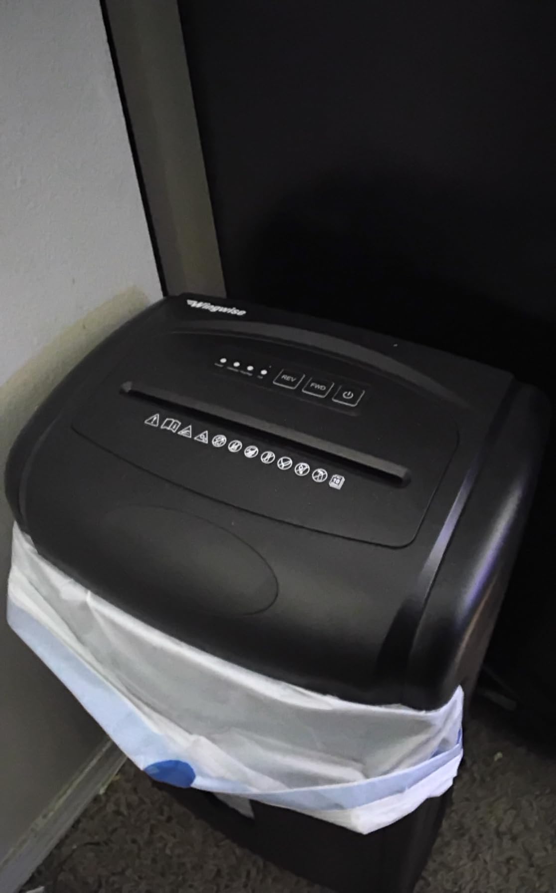 Wingwise Ultra Low Noise 48dB Micro Cut Paper Shredder for Home Office customer photo 1