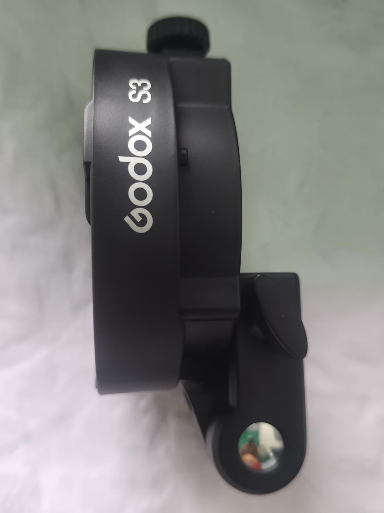 Godox S3 Bowens Mount Flash Bracket for V1 V100 AD100/200/300Pro Flash customer photo 2